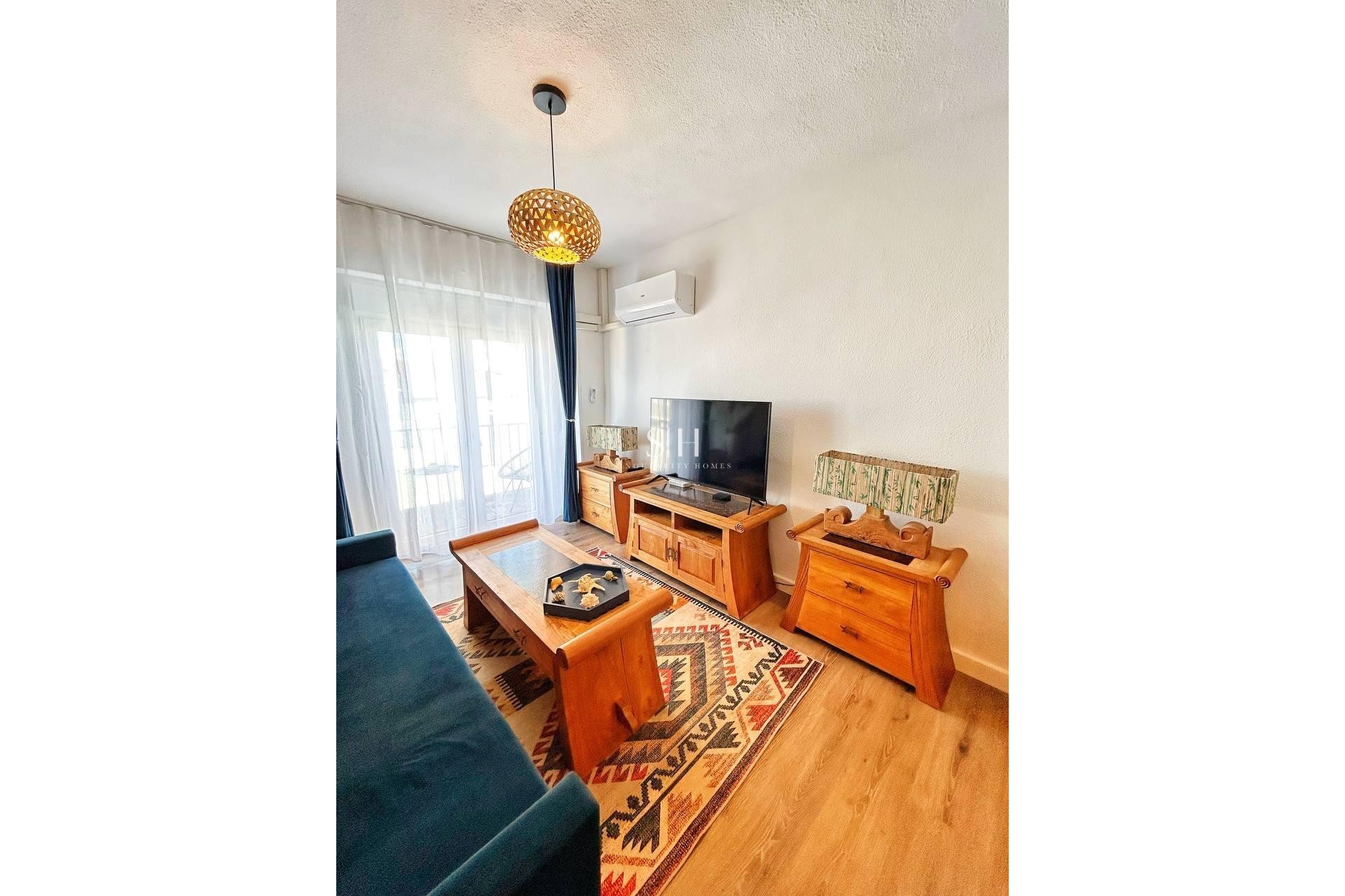 Resale - Apartment / flat - Torrevieja - Centro