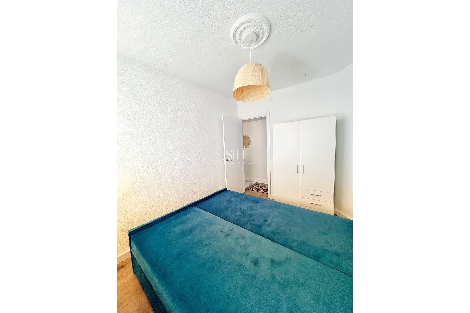 Resale - Apartment / flat - Torrevieja - Centro