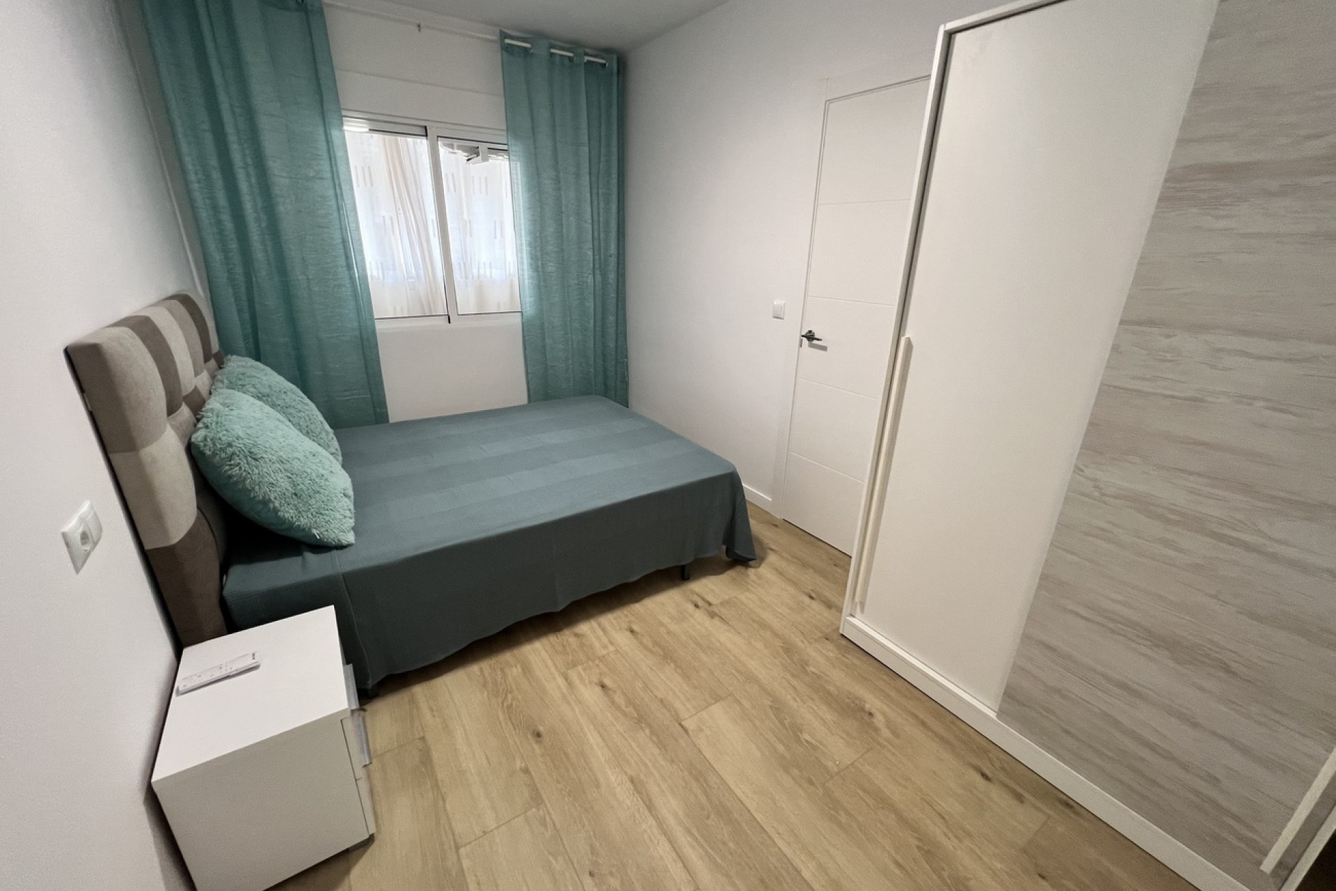 Resale - Apartment / flat - Torrevieja - Centro