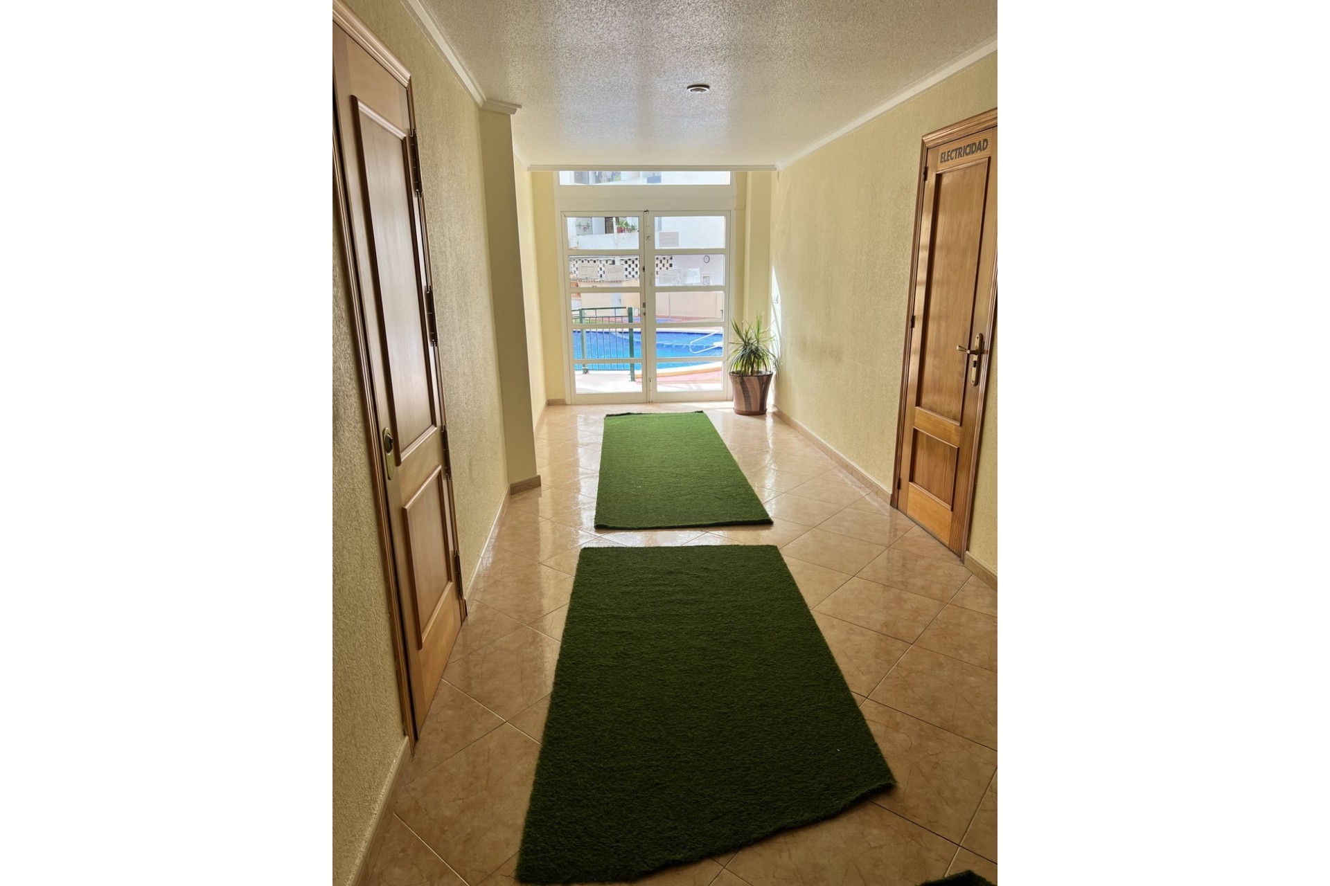 Resale - Apartment / flat - Torrevieja - Centro