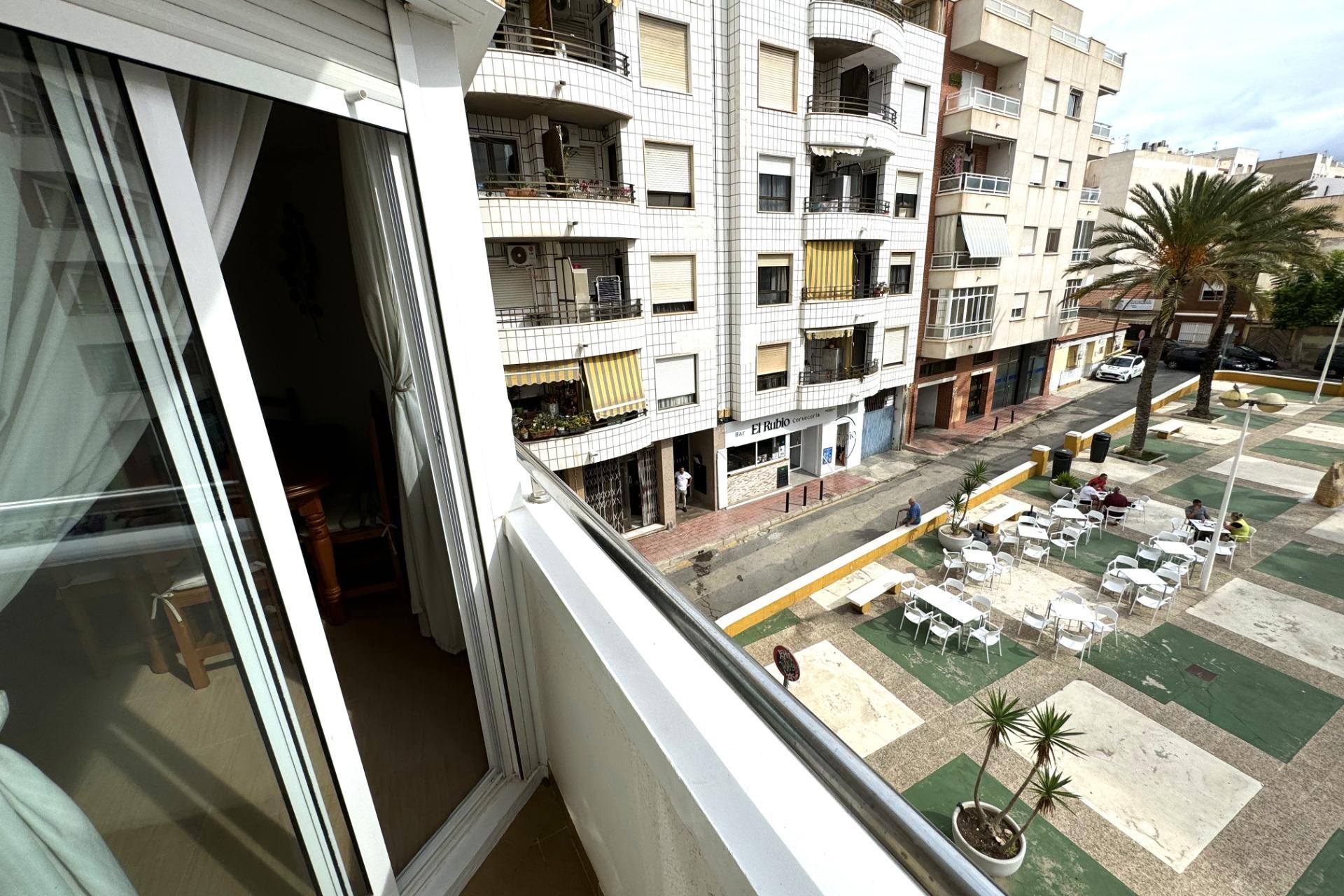 Resale - Apartment / flat - Torrevieja - Centro