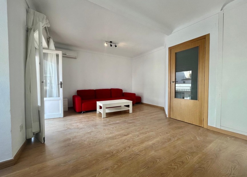 Resale - Apartment / flat - Torrevieja - Centro