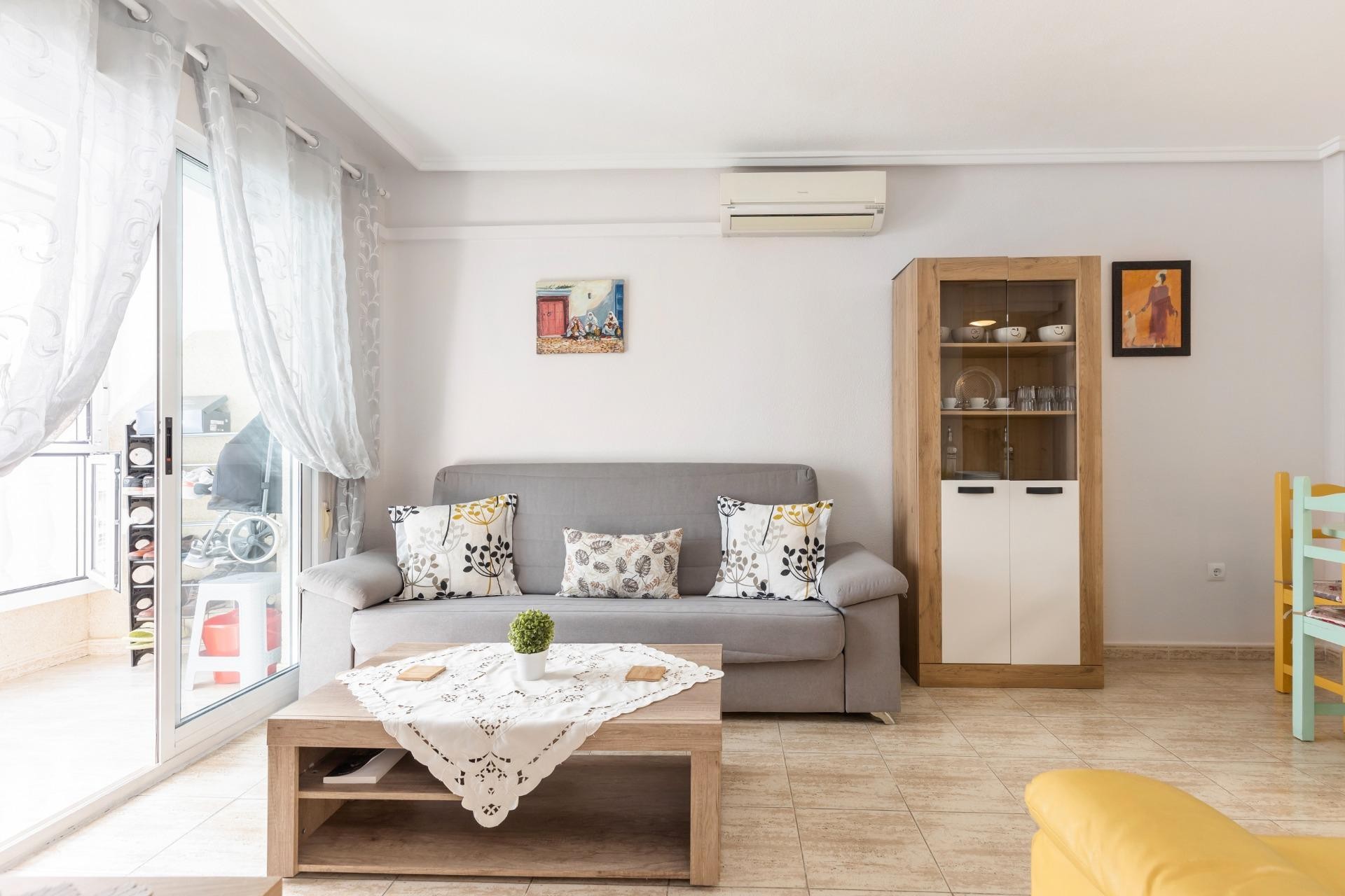 Resale - Apartment / flat - Torrevieja - Centro