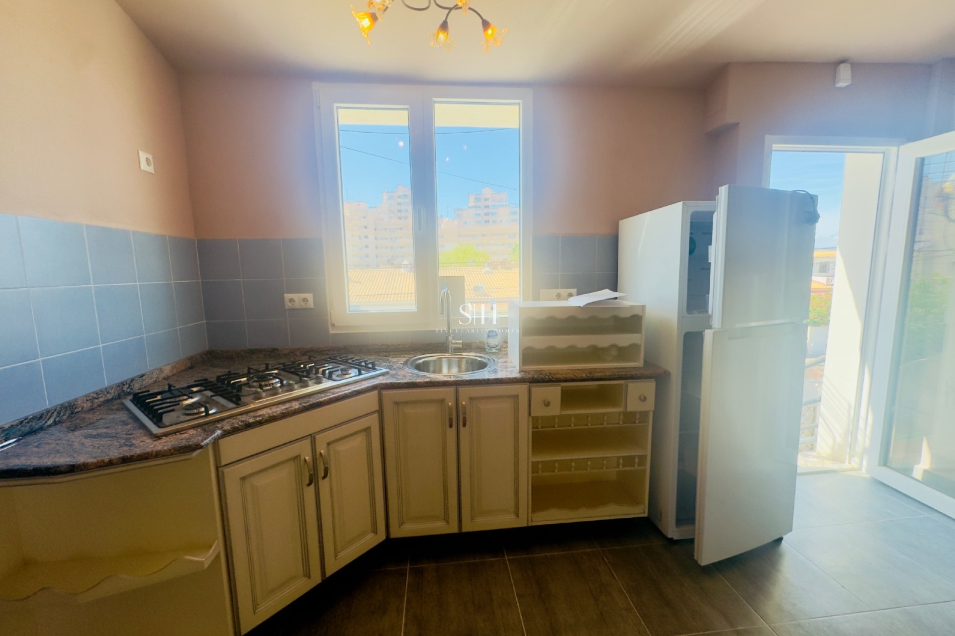 Resale - Apartment / flat - Torrevieja - CORTES VALENCIANAS