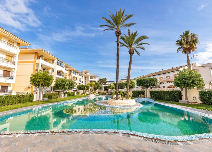 Resale - Apartment / flat - Torrevieja - Costa Blanca