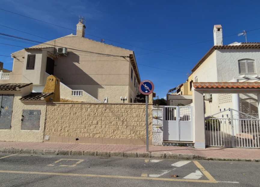 Resale - Apartment / flat - Torrevieja - Costa Blanca