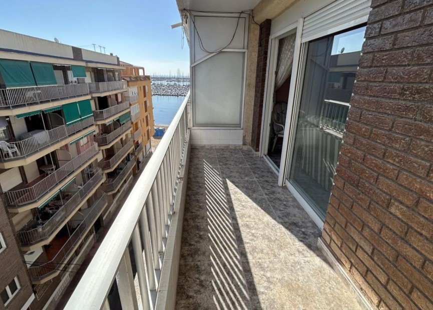 Resale - Apartment / flat - Torrevieja - Costa Blanca