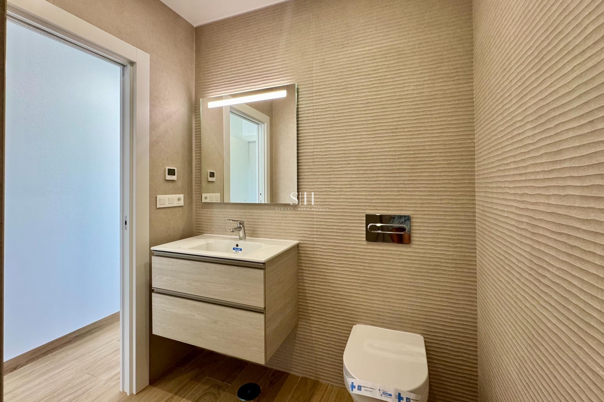 Resale - Apartment / flat - Torrevieja - Costa Blanca