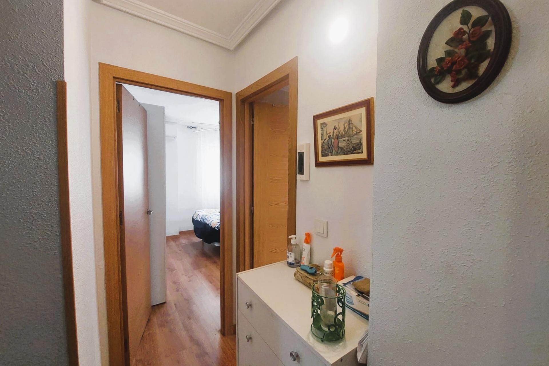 Resale - Apartment / flat - Torrevieja - Costa Blanca