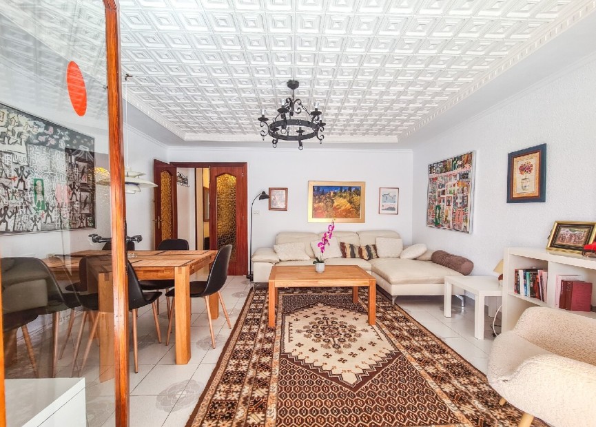 Resale - Apartment / flat - Torrevieja - Costa Blanca