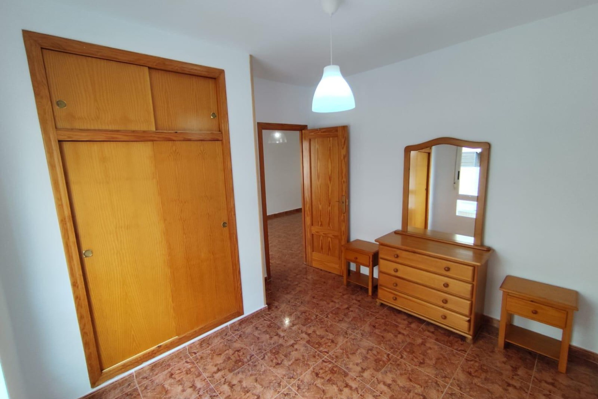 Resale - Apartment / flat - Torrevieja - Estacion De Autobuses