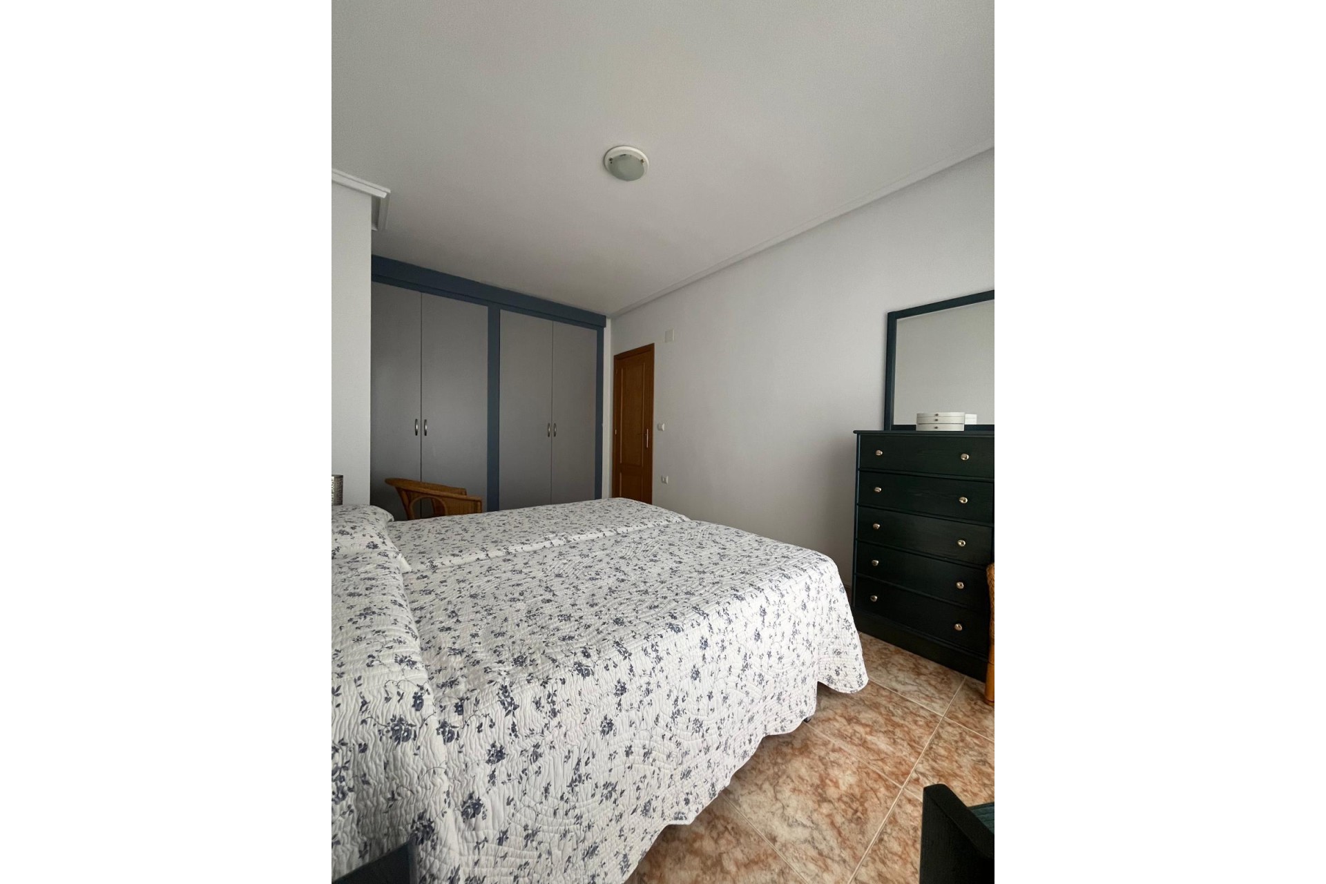 Resale - Apartment / flat - Torrevieja - Estacion De Autobuses