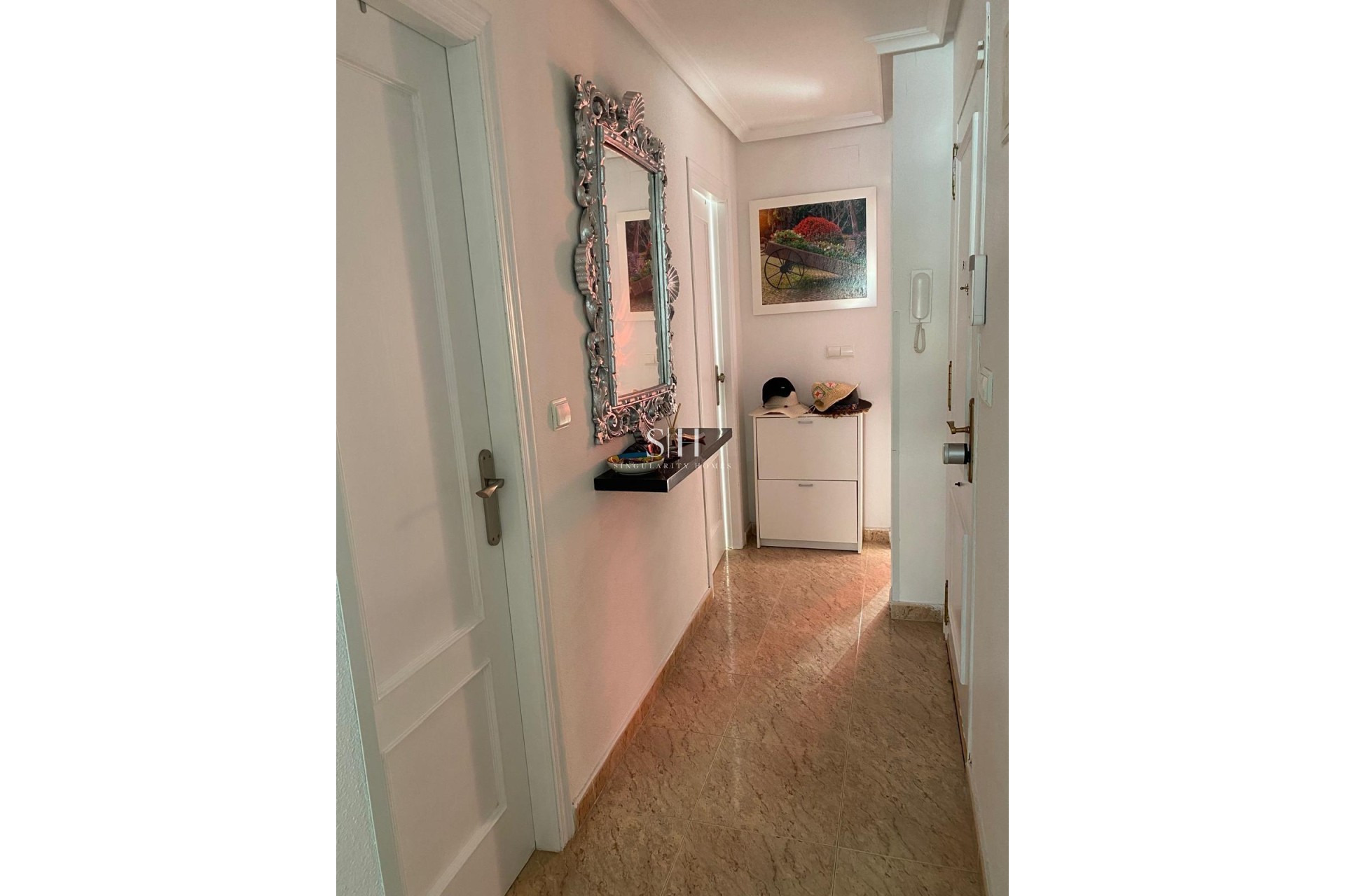 Resale - Apartment / flat - Torrevieja - Estacion De Autobuses