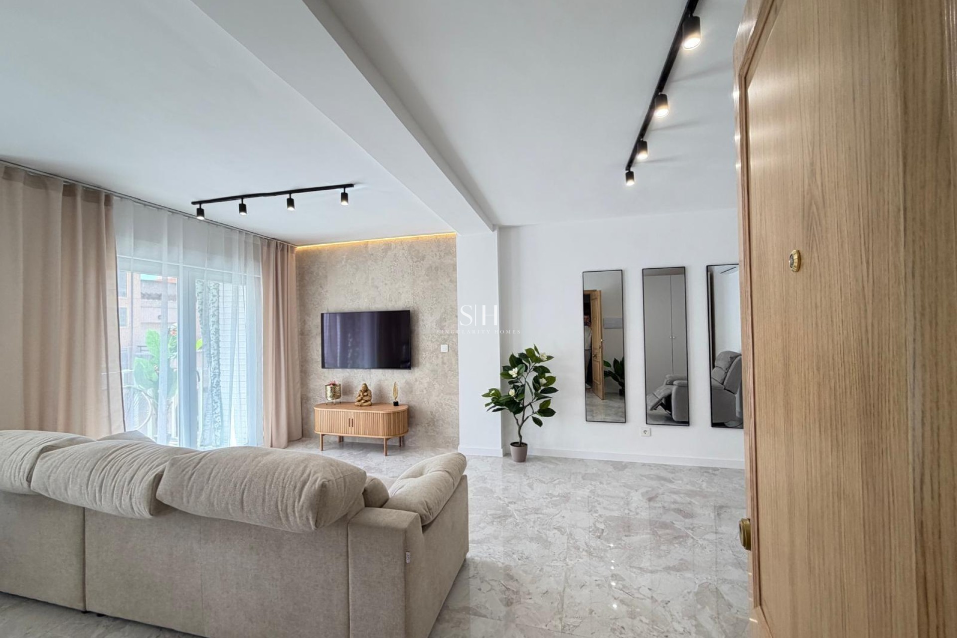 Resale - Apartment / flat - Torrevieja - Estacion De Autobuses