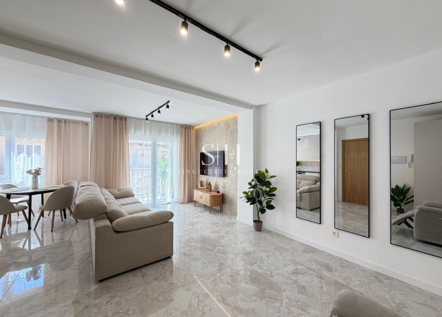 Resale - Apartment / flat - Torrevieja - Estacion De Autobuses