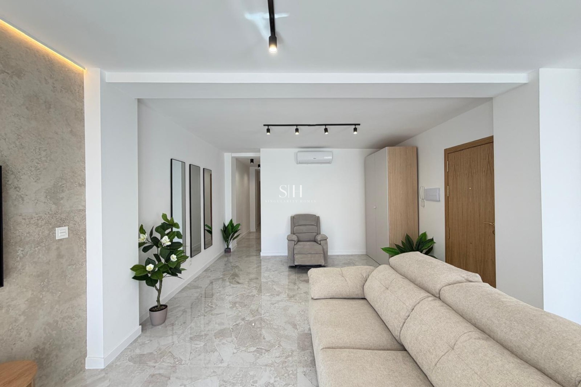 Resale - Apartment / flat - Torrevieja - Estacion De Autobuses