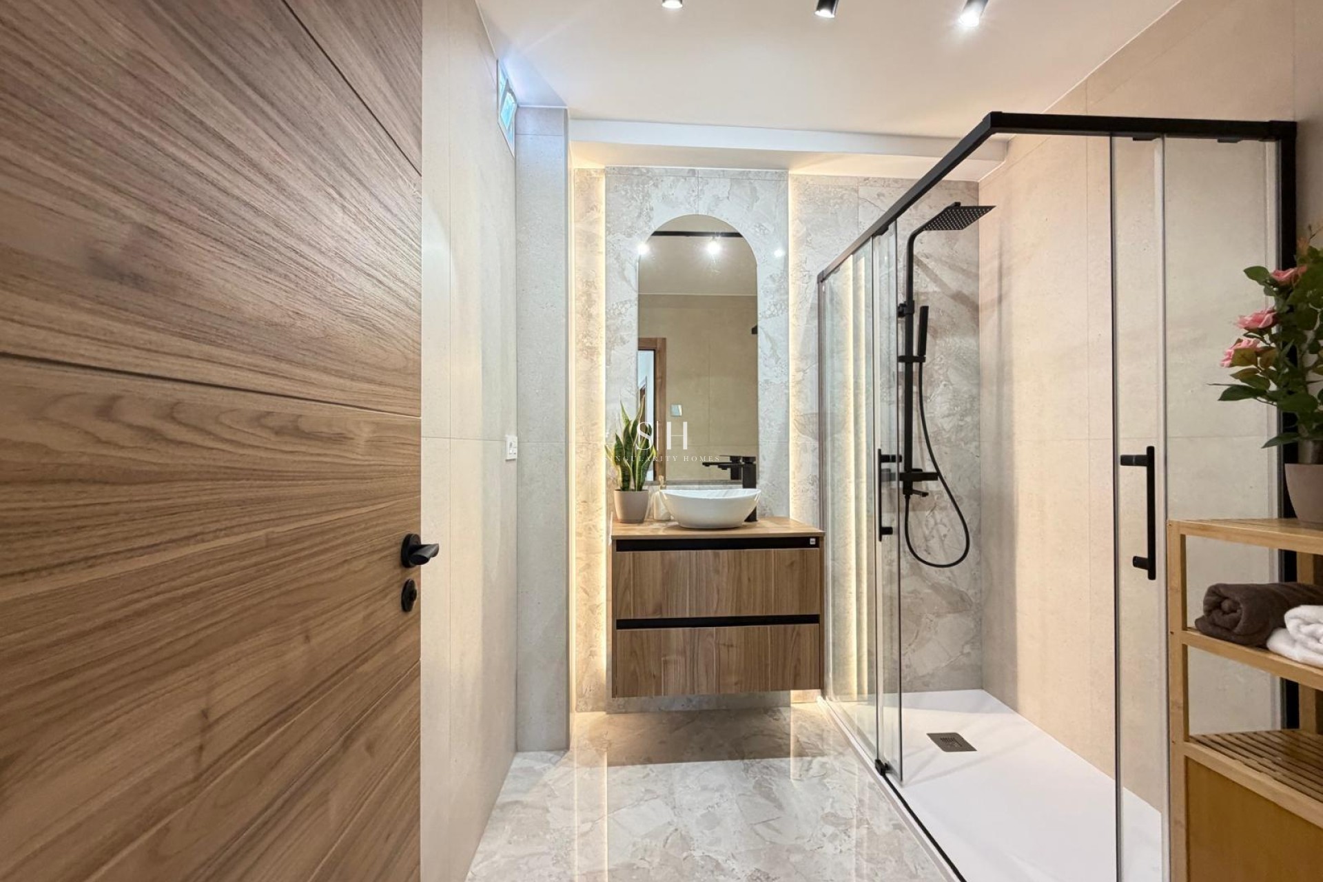 Resale - Apartment / flat - Torrevieja - Estacion De Autobuses