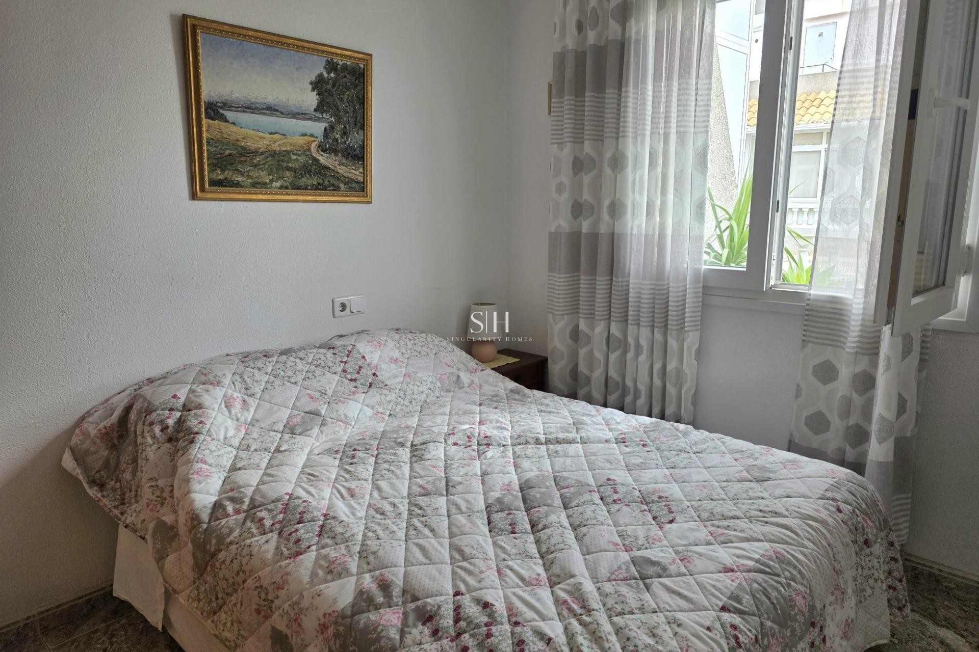 Resale - Apartment / flat - Torrevieja - Estacion De Autobuses