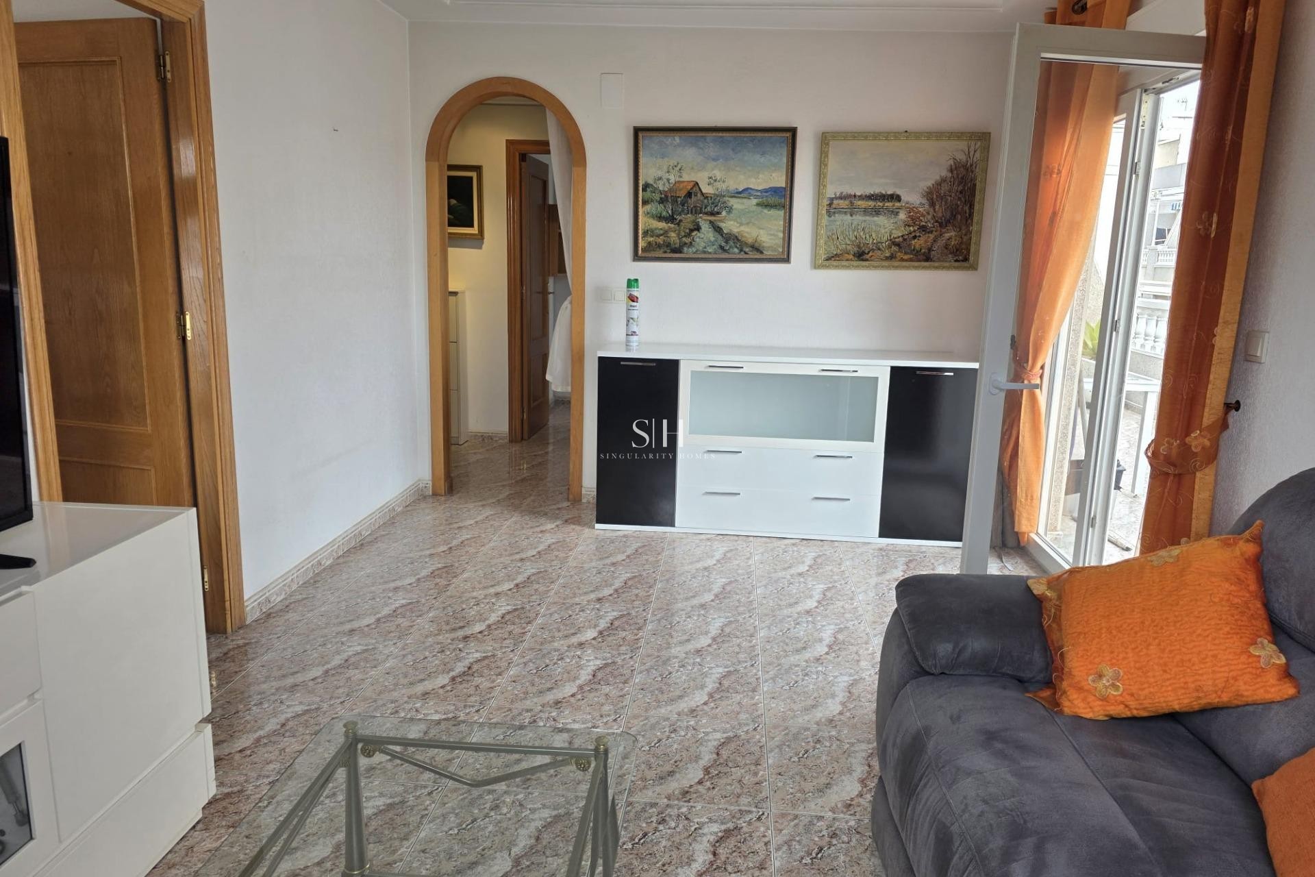 Resale - Apartment / flat - Torrevieja - Estacion De Autobuses