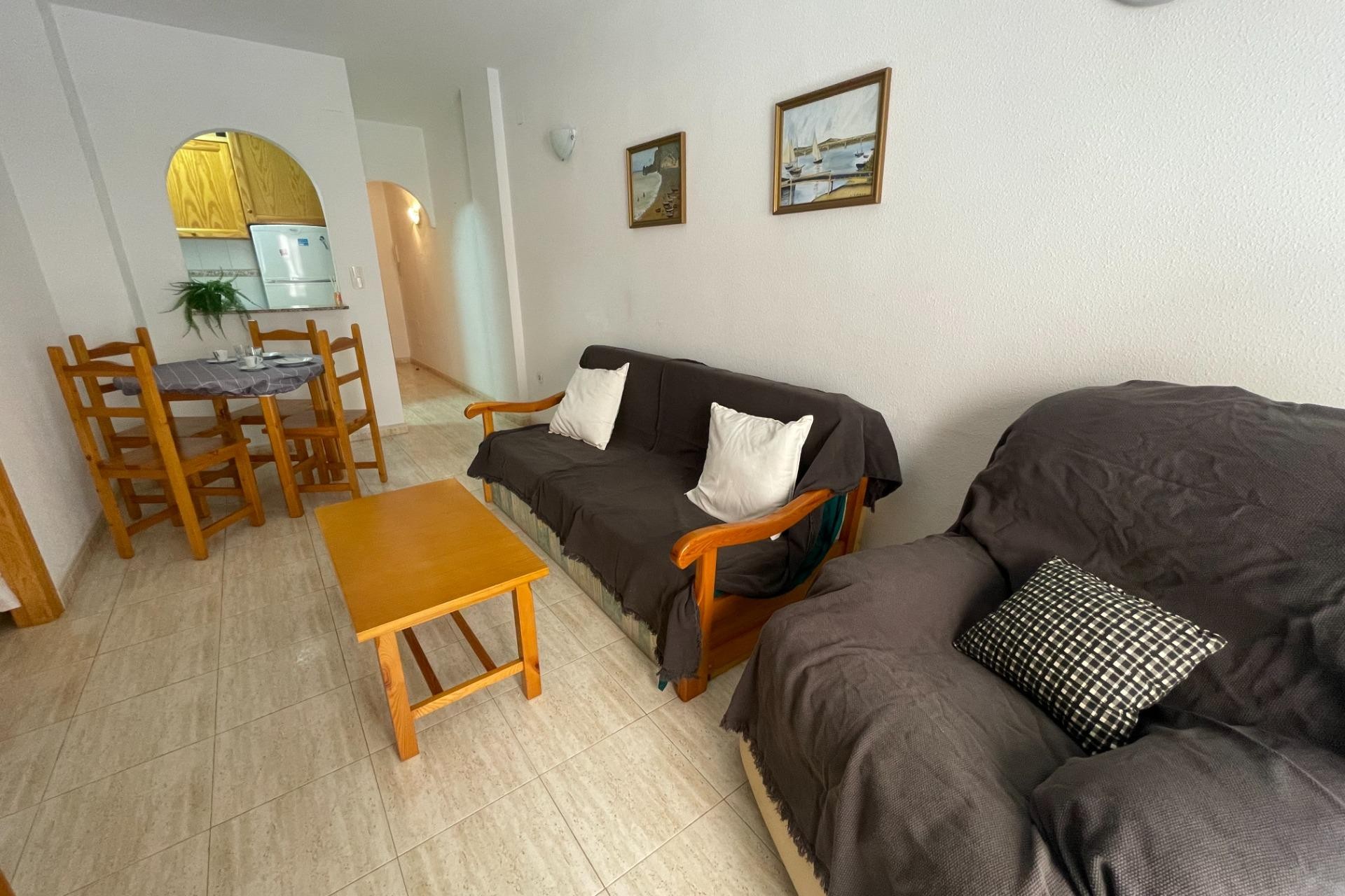 Resale - Apartment / flat - Torrevieja - Estacion De Autobuses