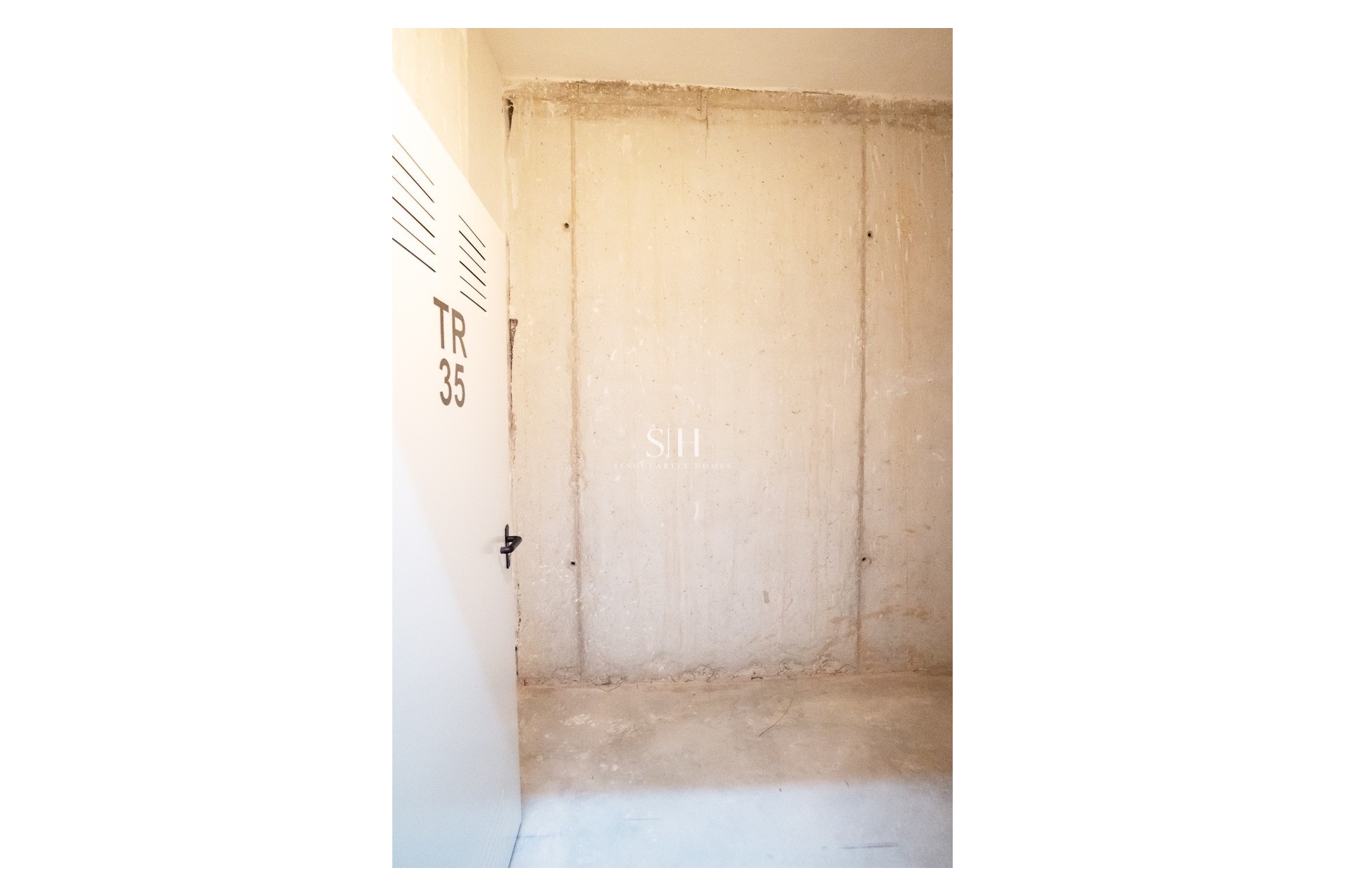 Resale - Apartment / flat - Torrevieja - La Hoya