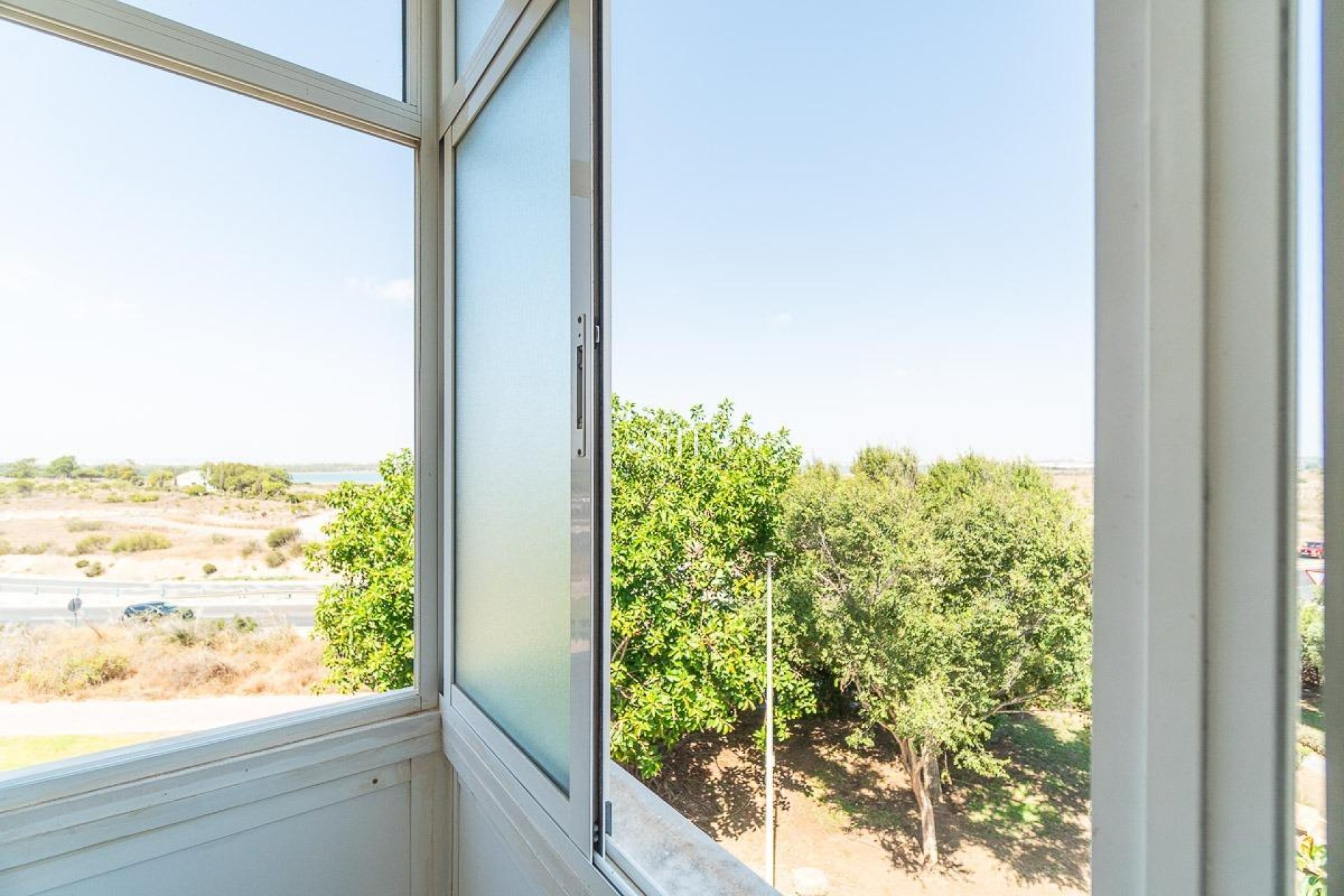Resale - Apartment / flat - Torrevieja - La Mata pueblo