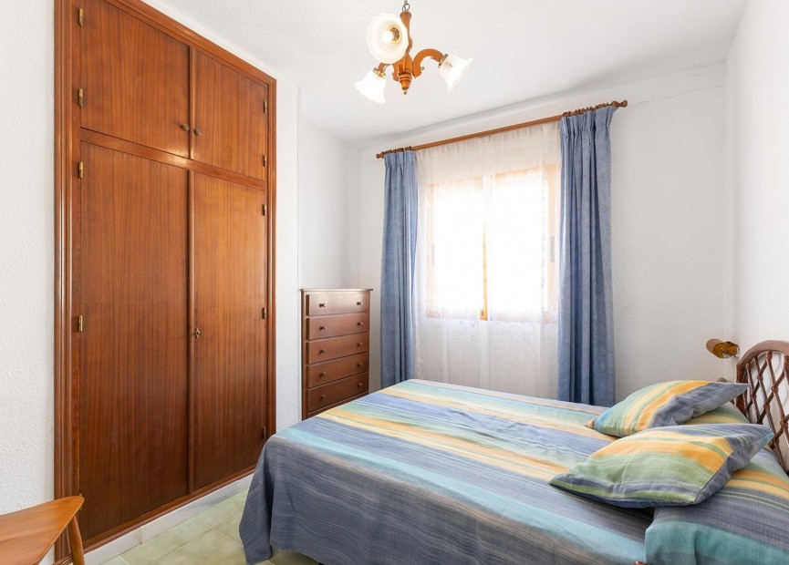 Resale - Apartment / flat - Torrevieja - La Mata