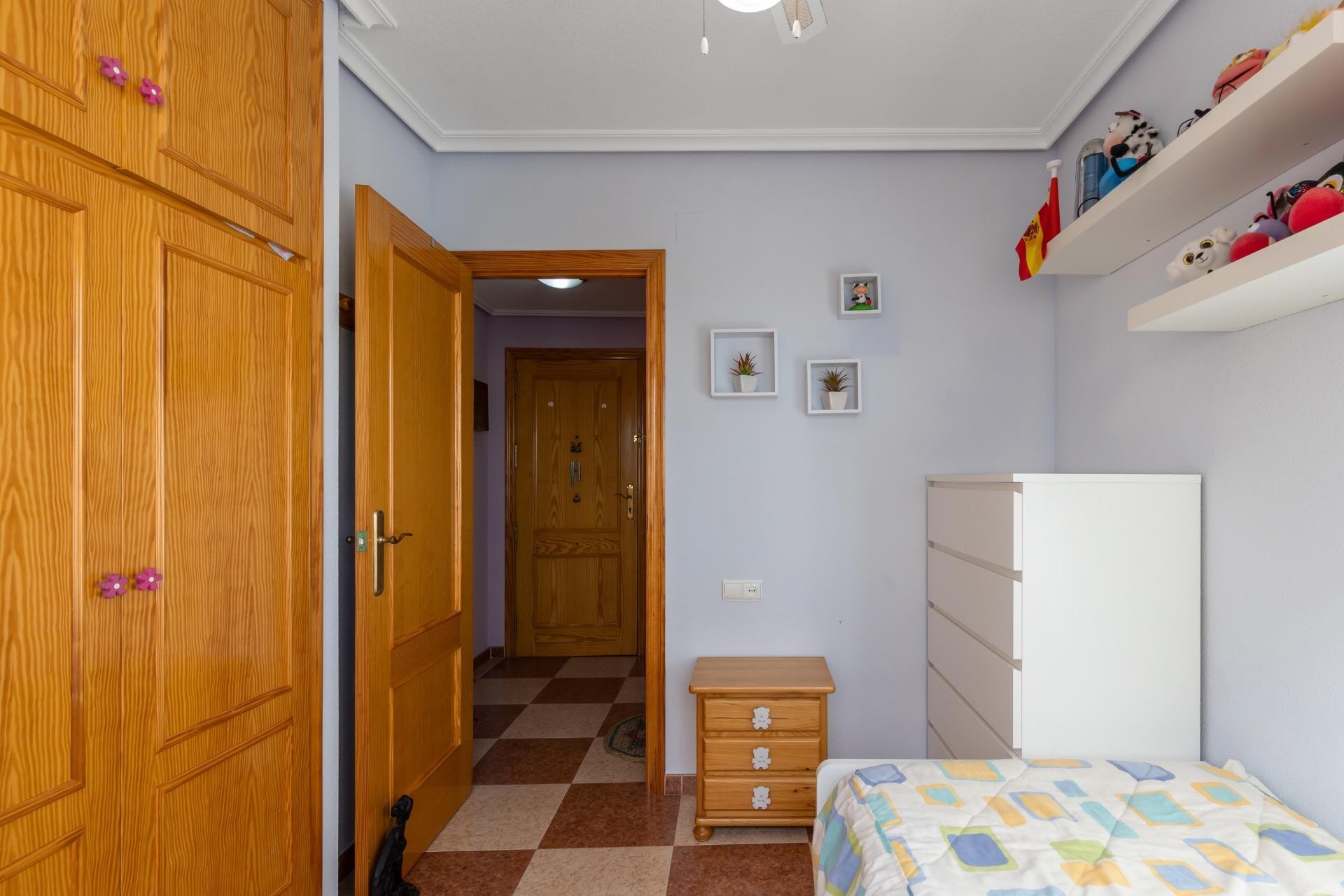 Resale - Apartment / flat - Torrevieja - La Mata