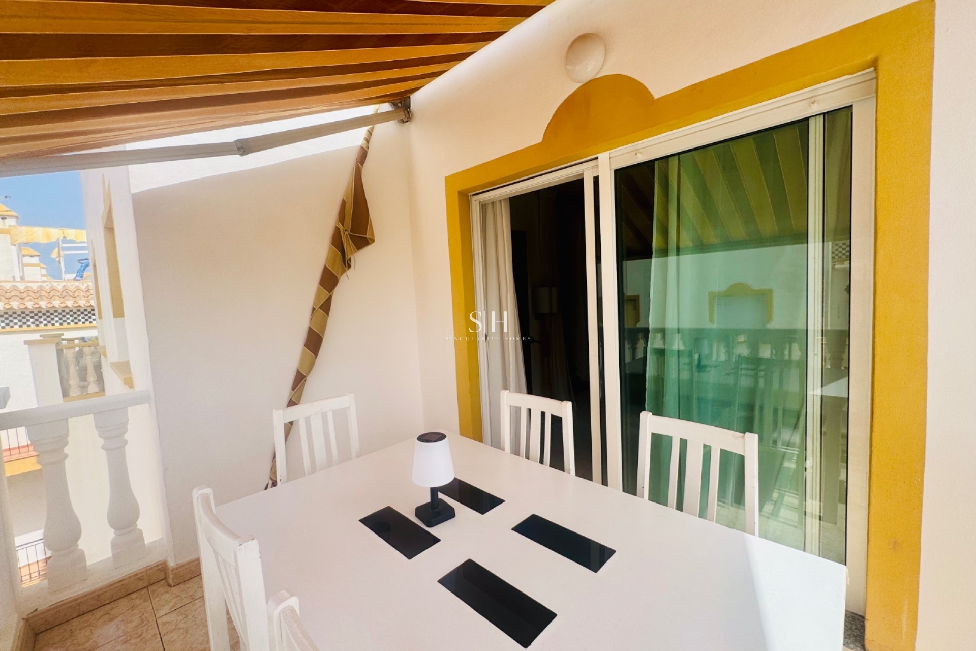 Resale - Apartment / flat - Torrevieja - La Mata