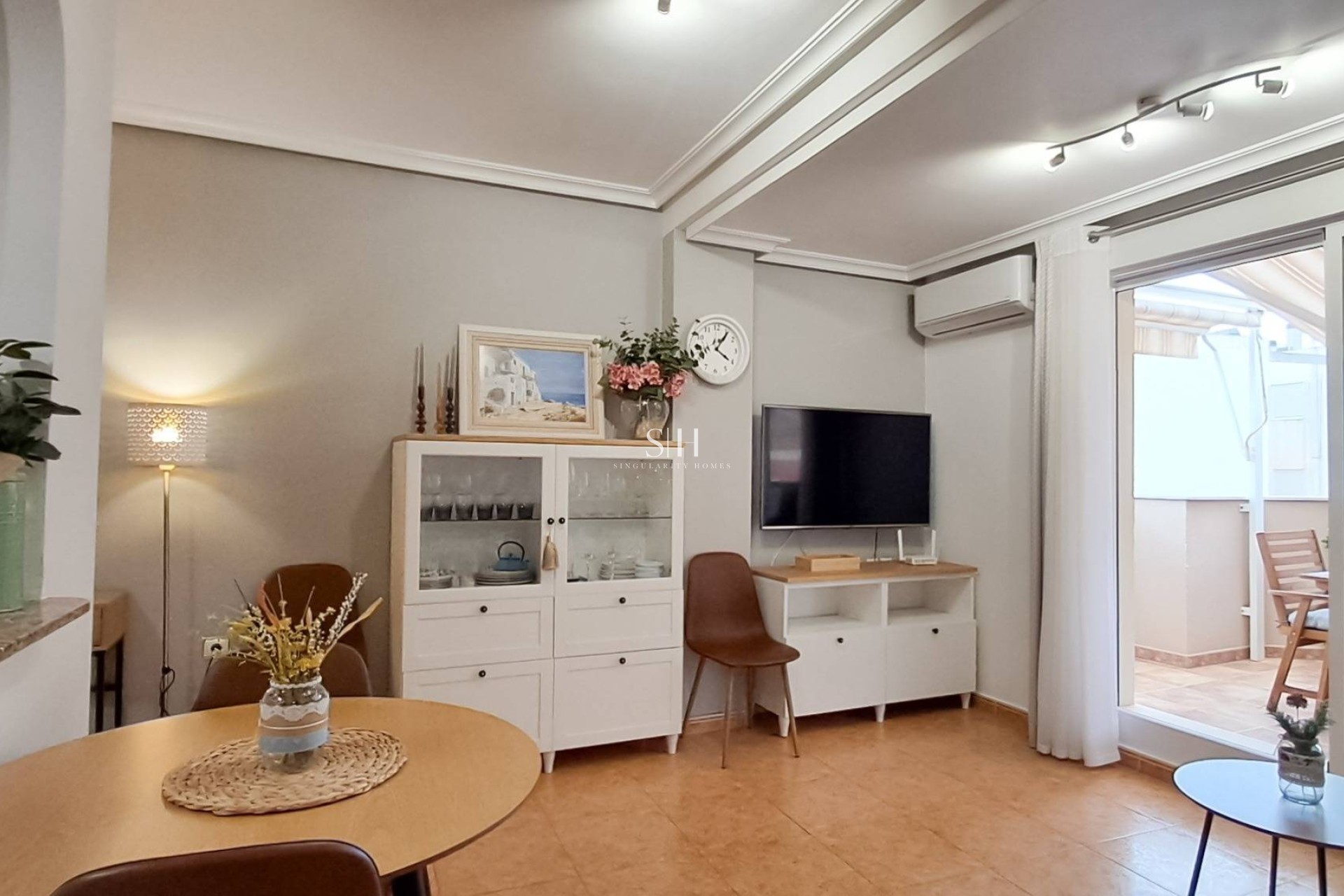 Resale - Apartment / flat - Torrevieja - La Mata