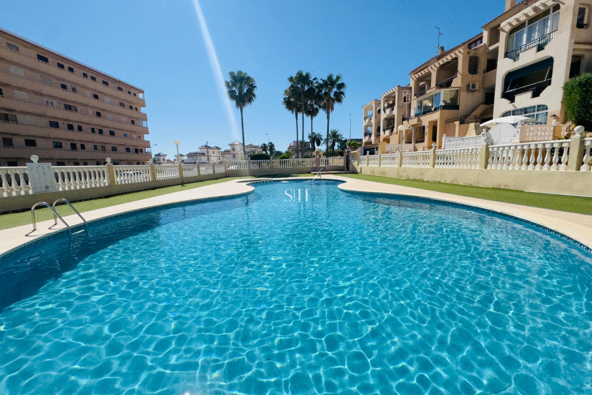 Resale - Apartment / flat - Torrevieja - La Mata