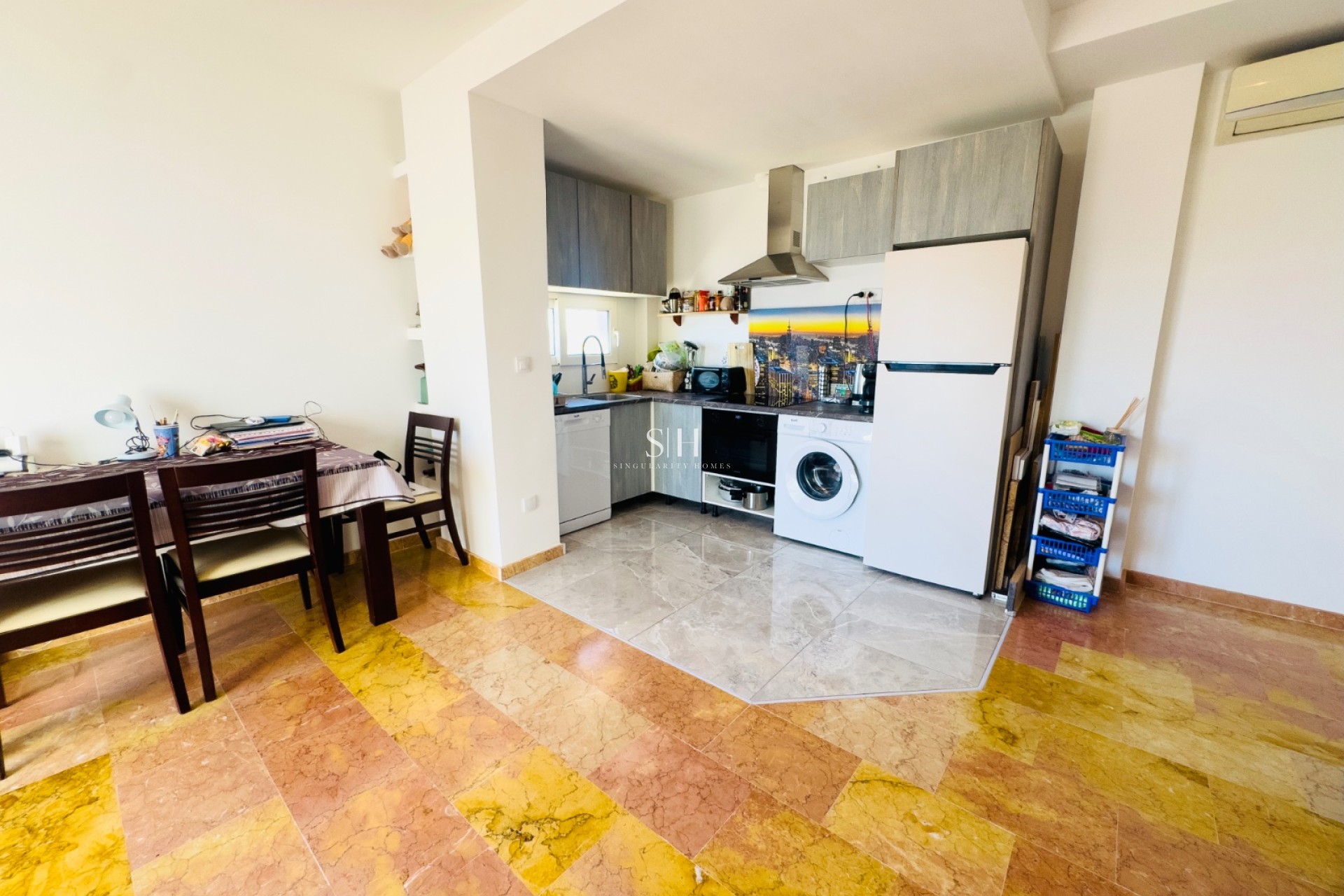 Resale - Apartment / flat - Torrevieja - La Mata