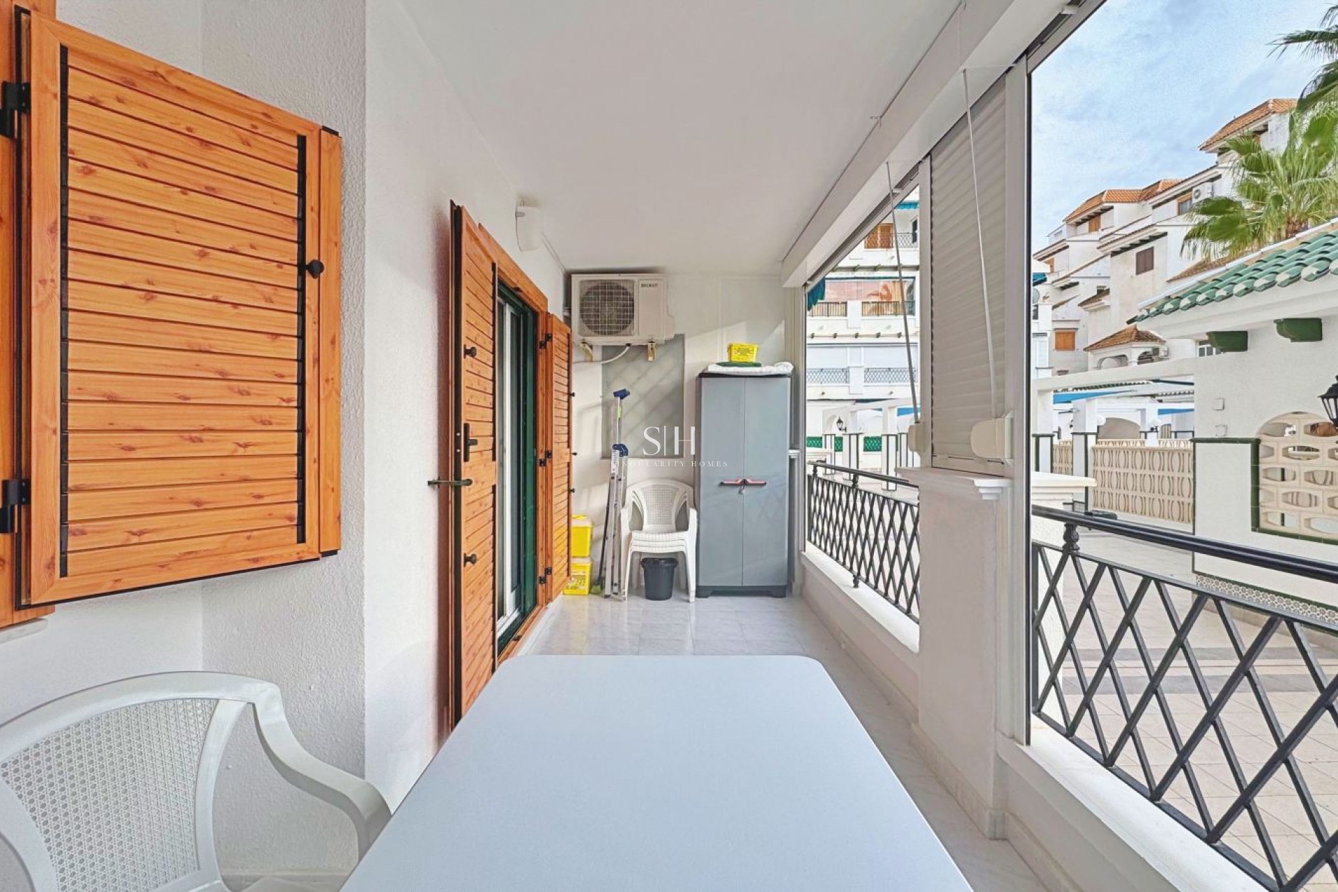 Resale - Apartment / flat - Torrevieja - La Mata
