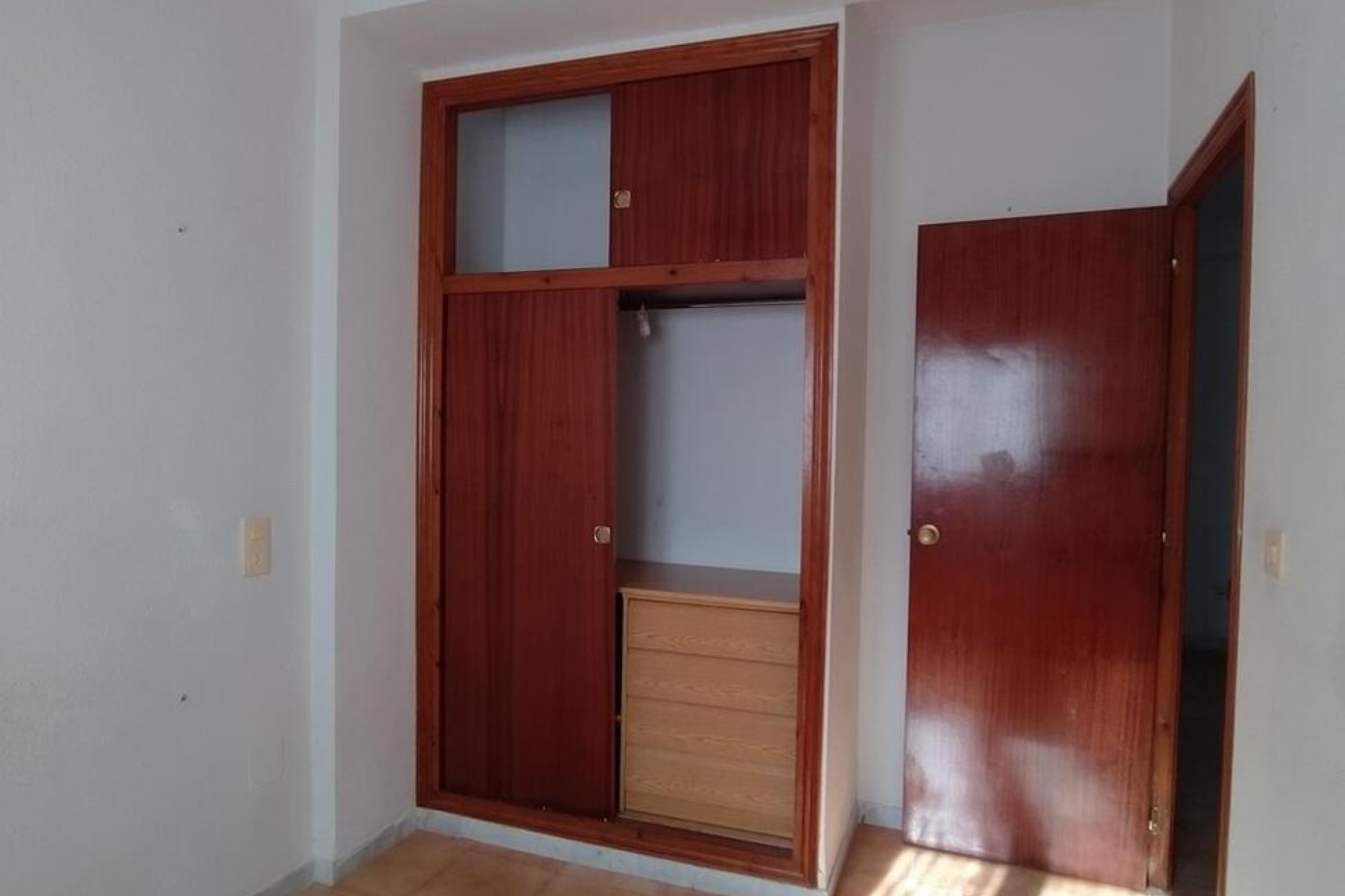 Resale - Apartment / flat - Torrevieja - La Mata