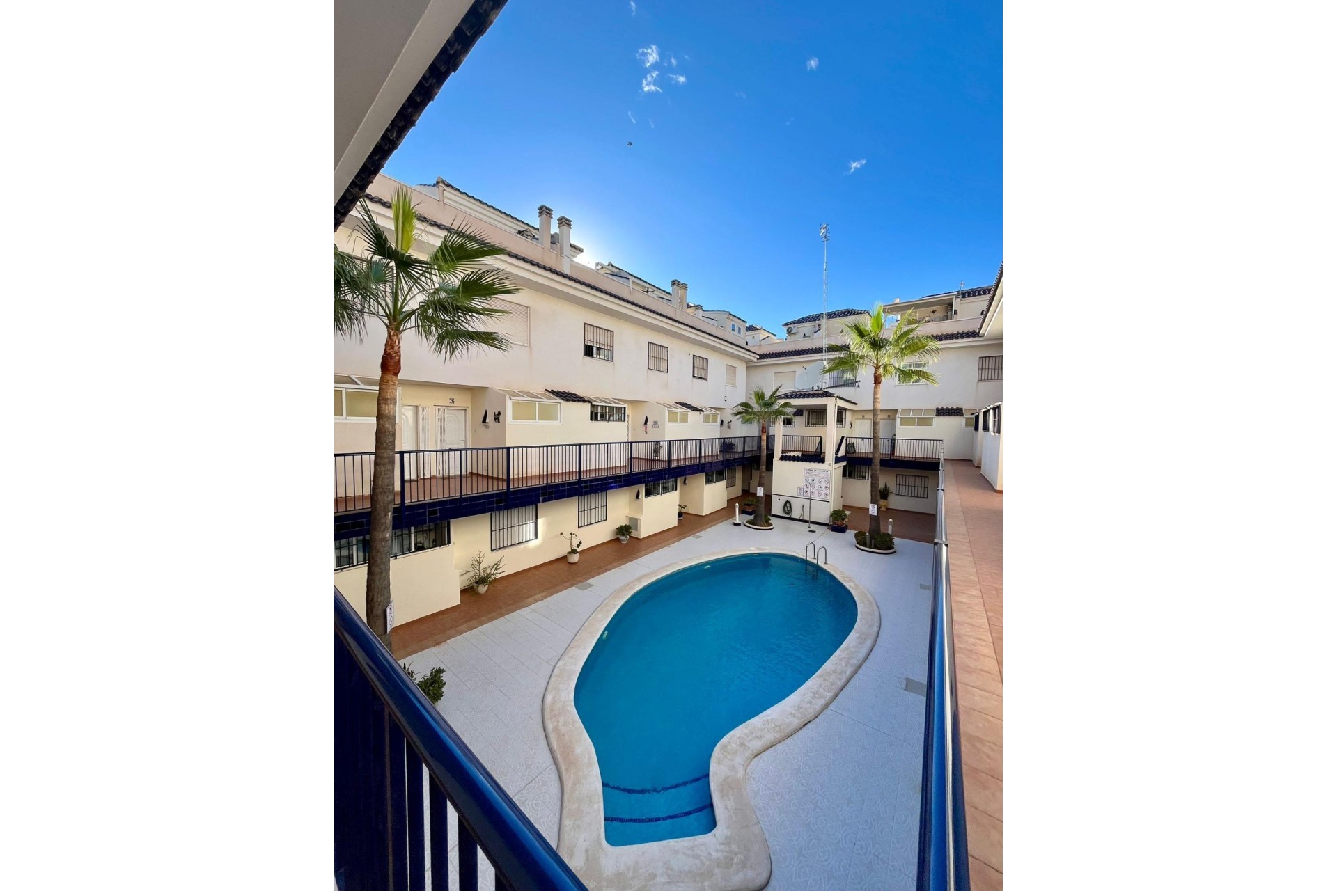 Resale - Apartment / flat - Torrevieja - La veleta