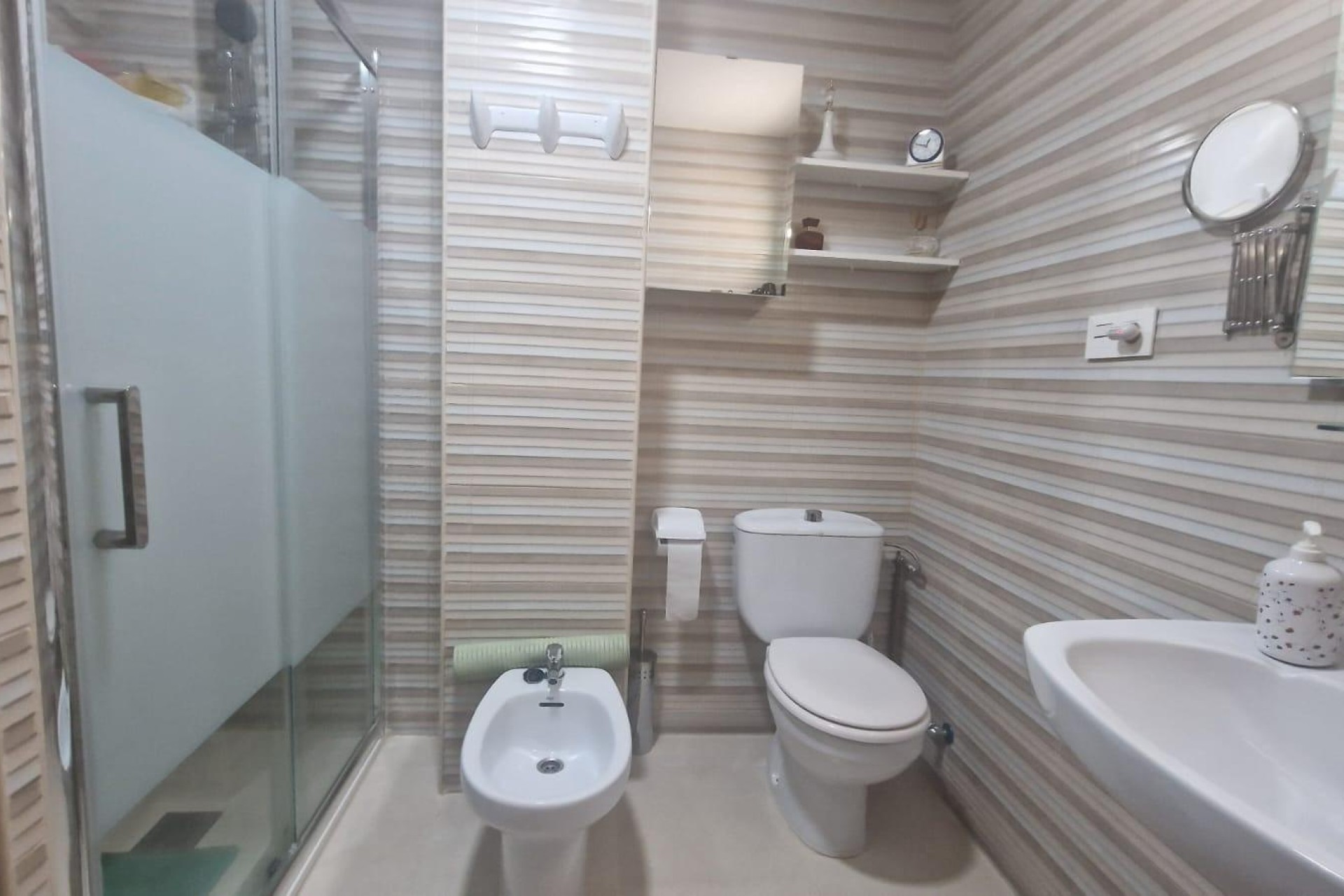 Resale - Apartment / flat - Torrevieja - La veleta