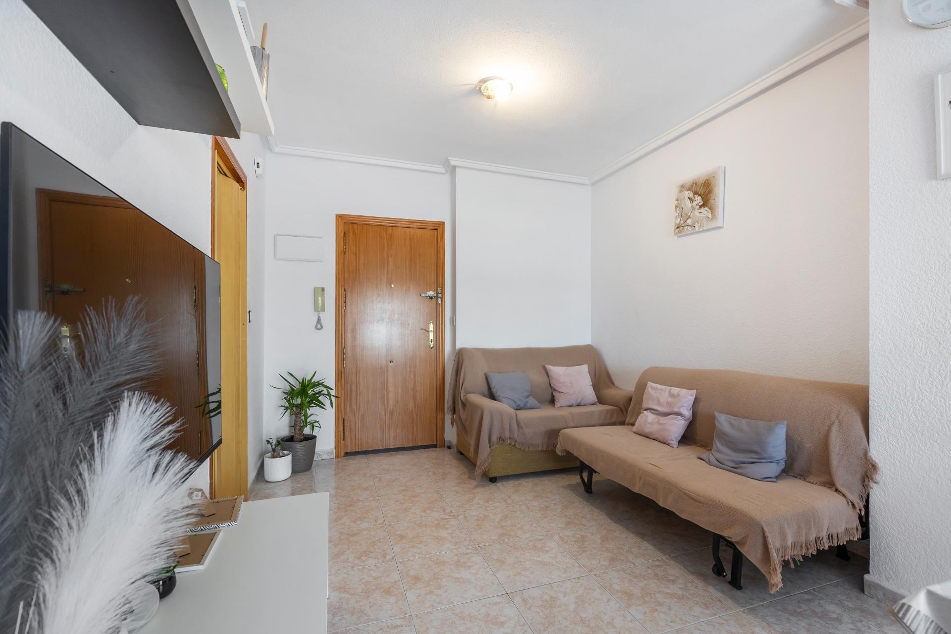 Resale - Apartment / flat - Torrevieja - Nueva Torrevieja