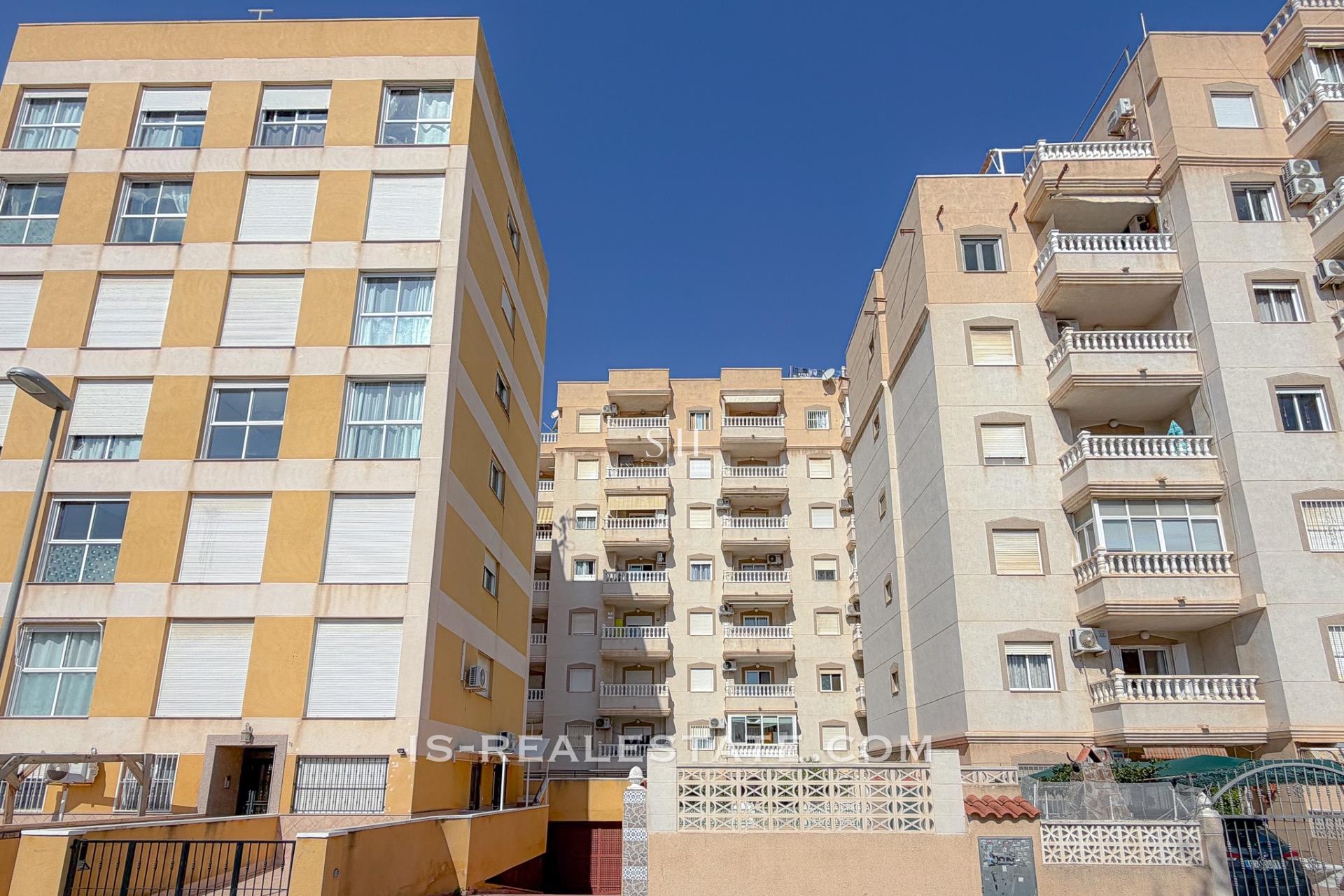 Resale - Apartment / flat - Torrevieja - Nueva Torrevieja