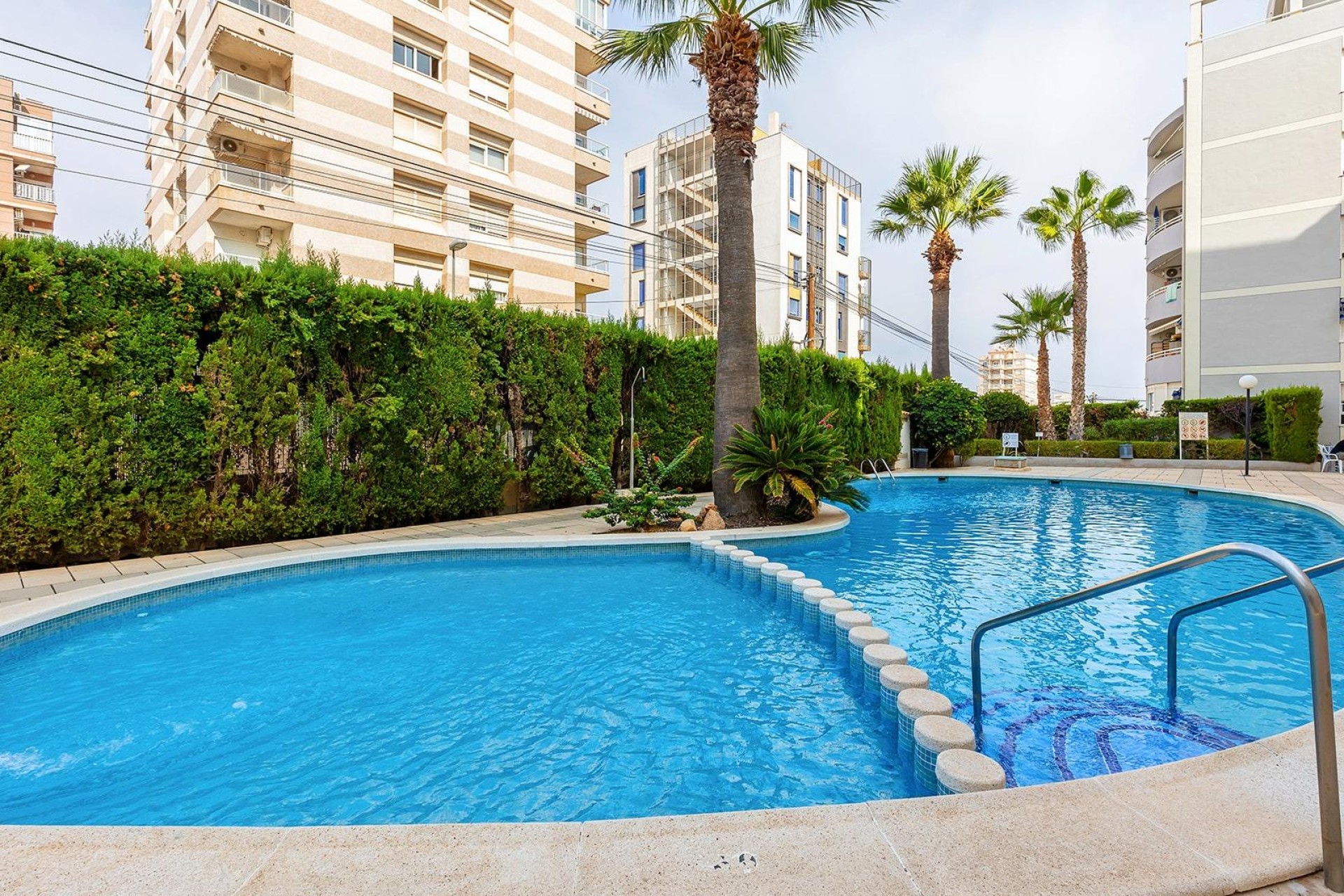 Resale - Apartment / flat - Torrevieja - Nueva Torrevieja