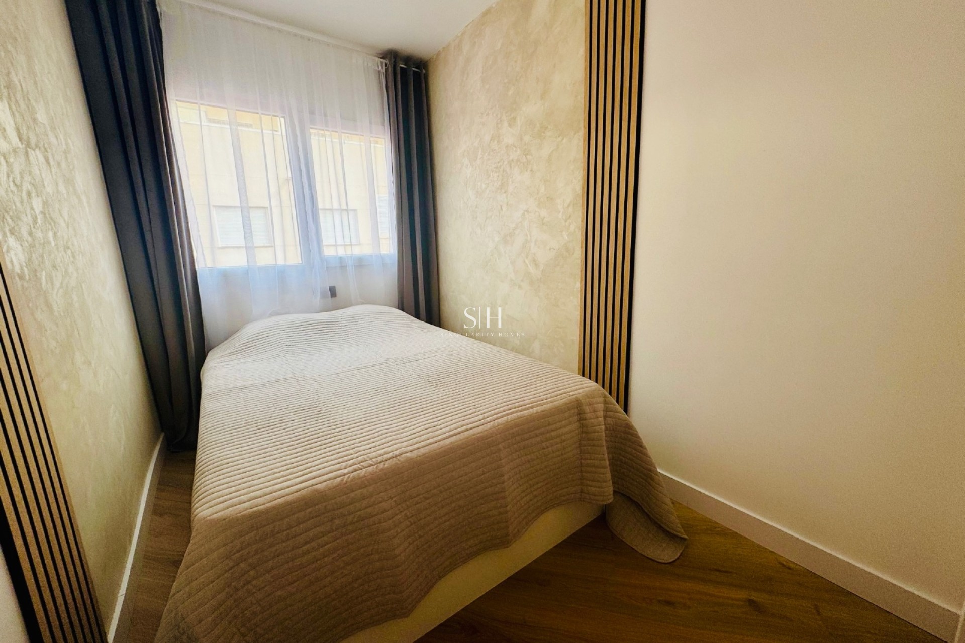 Resale - Apartment / flat - Torrevieja - PARQUE DE LAS NACIONES