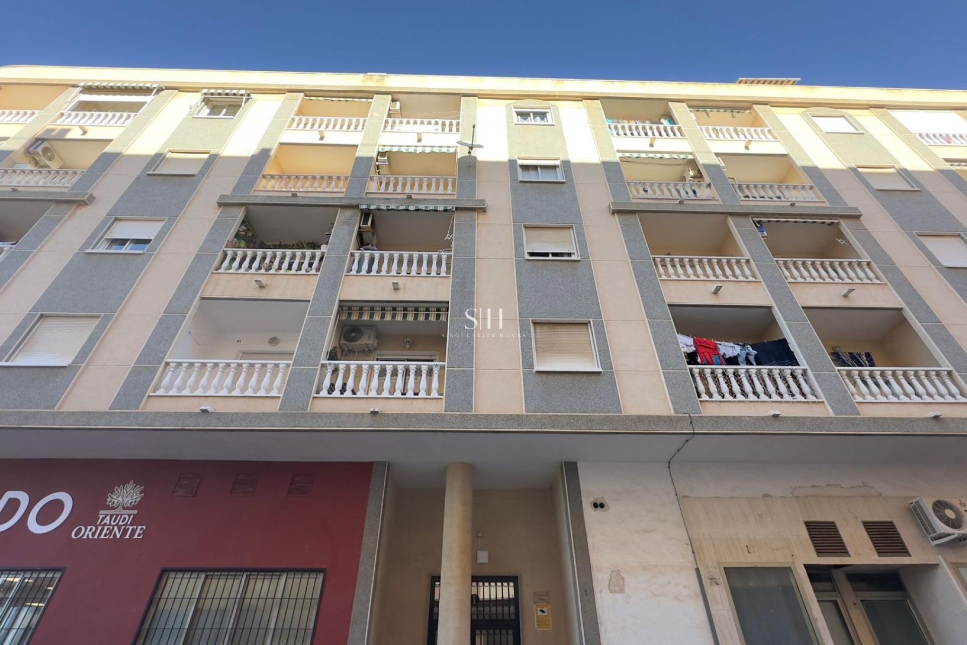 Resale - Apartment / flat - Torrevieja - PARQUE DE LAS NACIONES