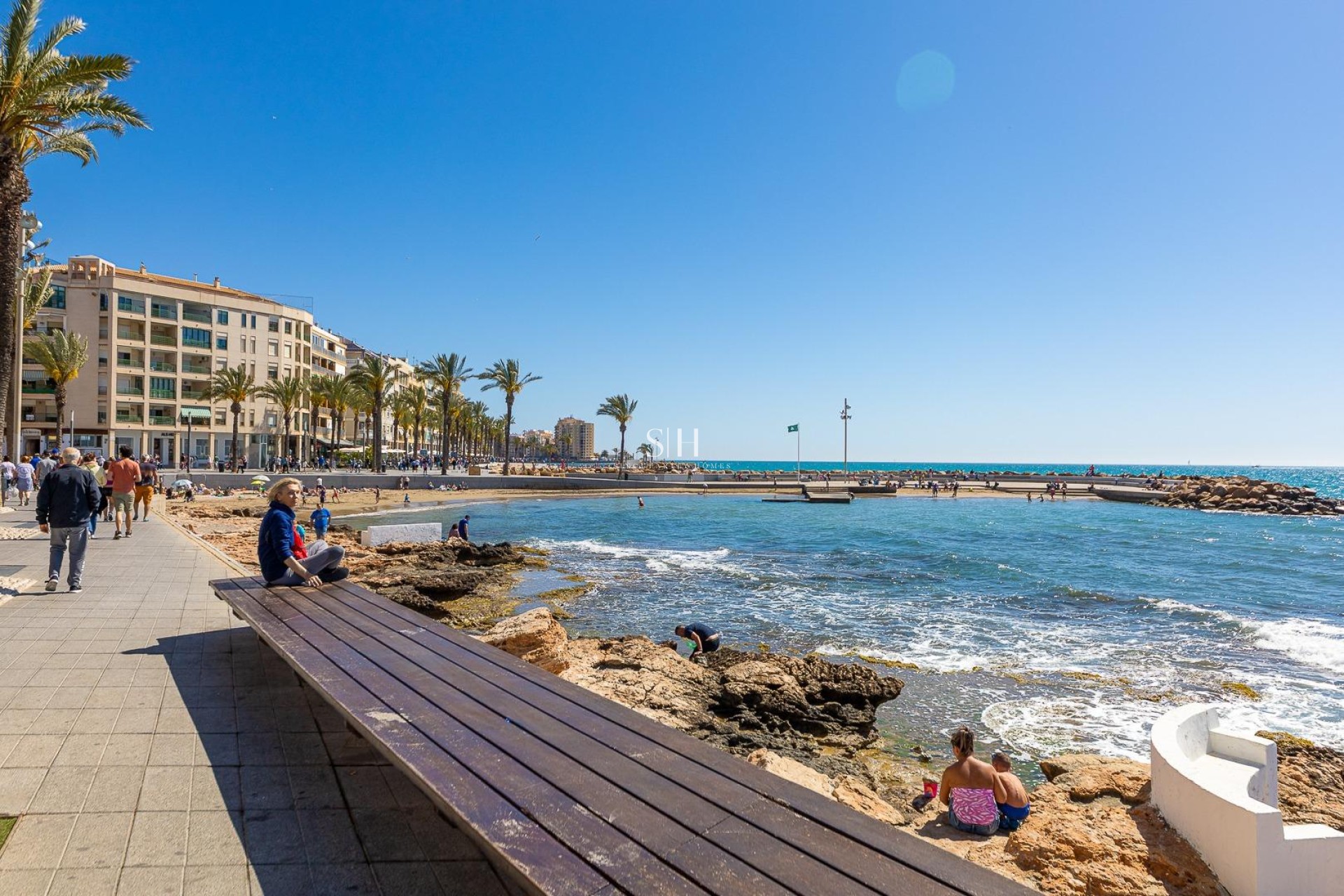 Resale - Apartment / flat - Torrevieja - Paseo Maritimo
