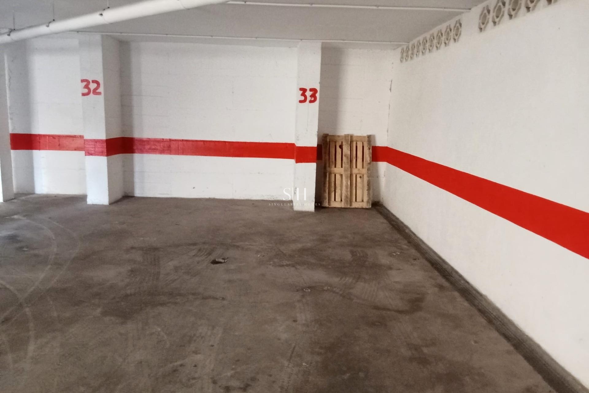 Resale - Apartment / flat - Torrevieja - Playa De La Mata