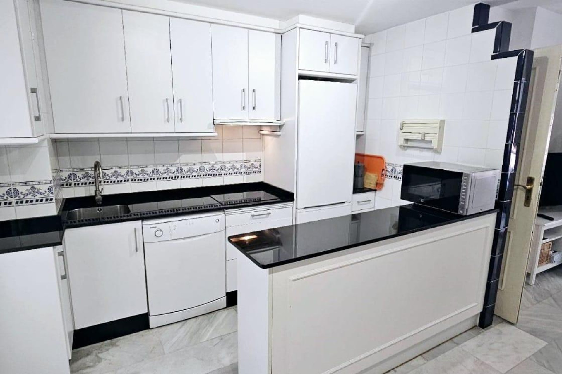 Resale - Apartment / flat - Torrevieja - Playa de los Locos