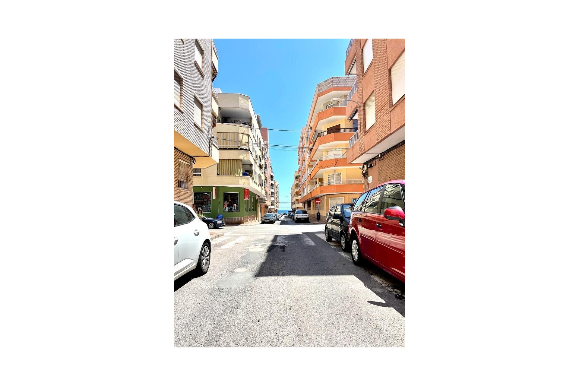 Resale - Apartment / flat - Torrevieja - Playa de los Locos