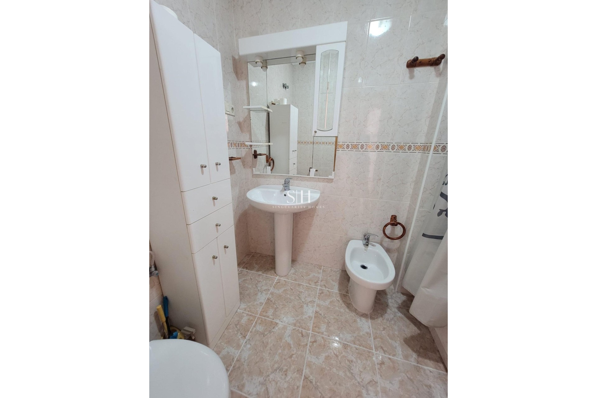 Resale - Apartment / flat - Torrevieja - Playa de los Locos