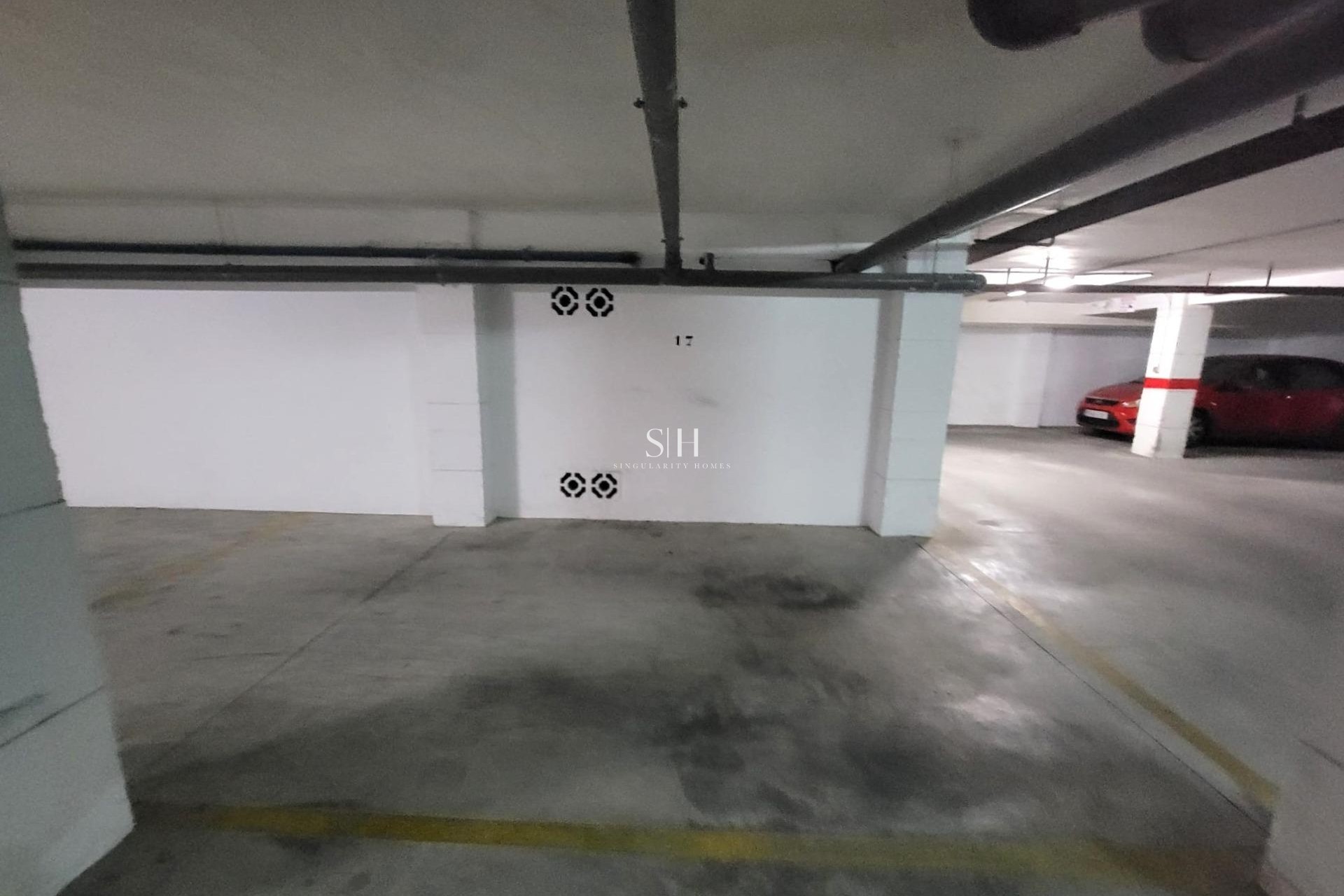 Resale - Apartment / flat - Torrevieja - Playa de los Locos