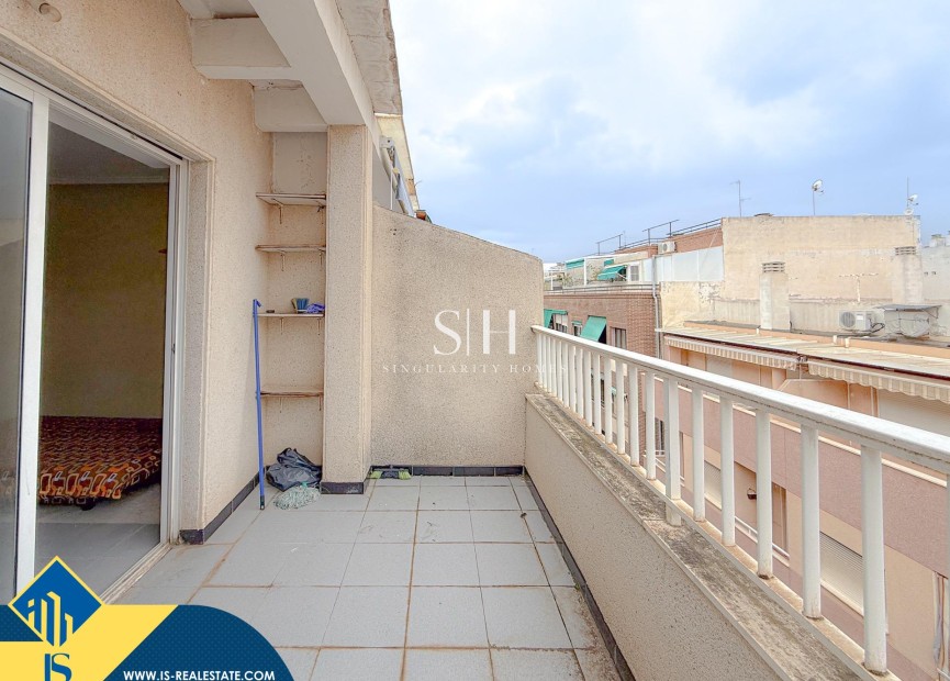 Resale - Apartment / flat - Torrevieja - Playa de los locos