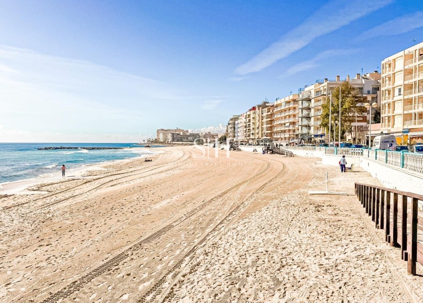 Resale - Apartment / flat - Torrevieja - Playa de los locos