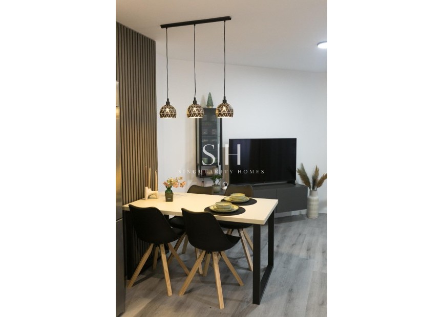 Resale - Apartment / flat - Torrevieja - Playa de los locos